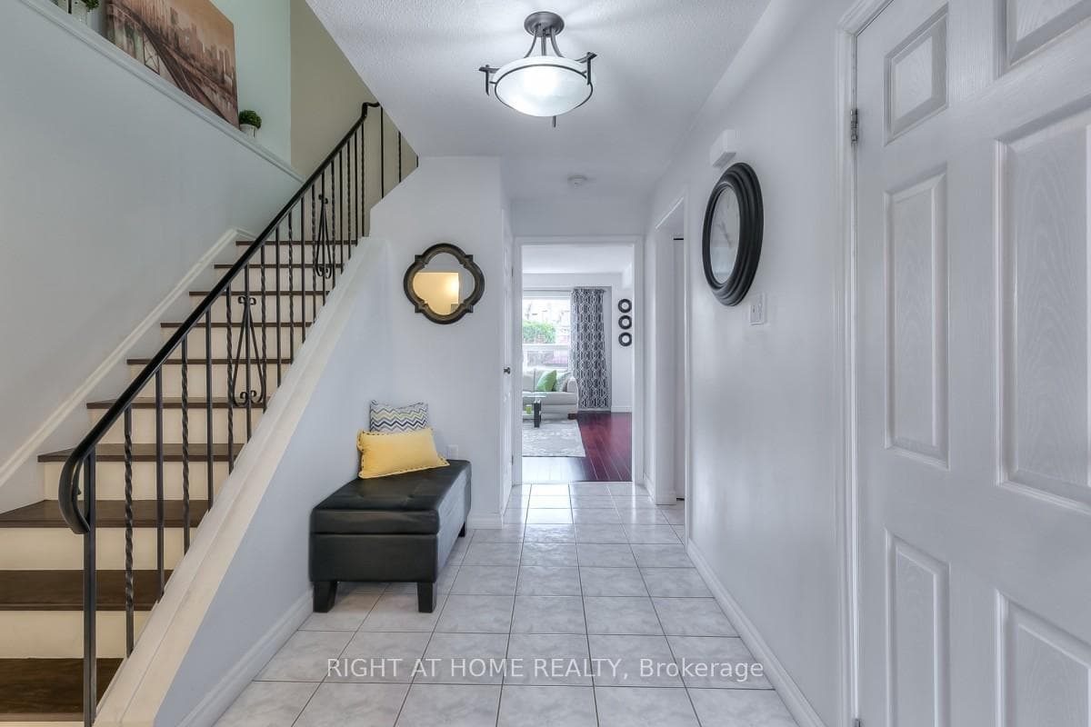 76 Ashridge Drive photo 3