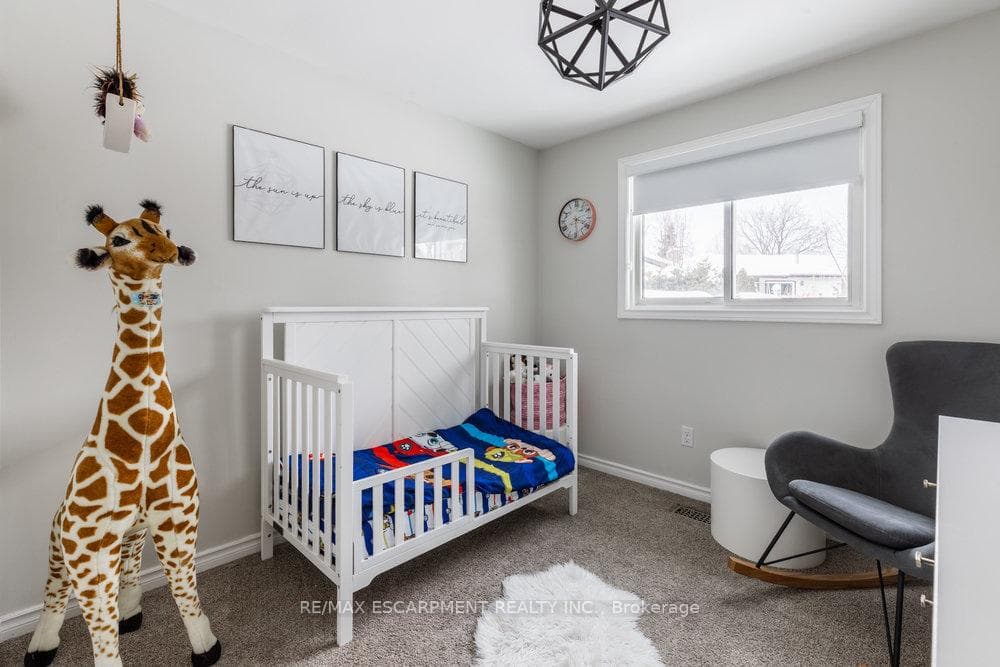 98 Forestgate Drive photo 19