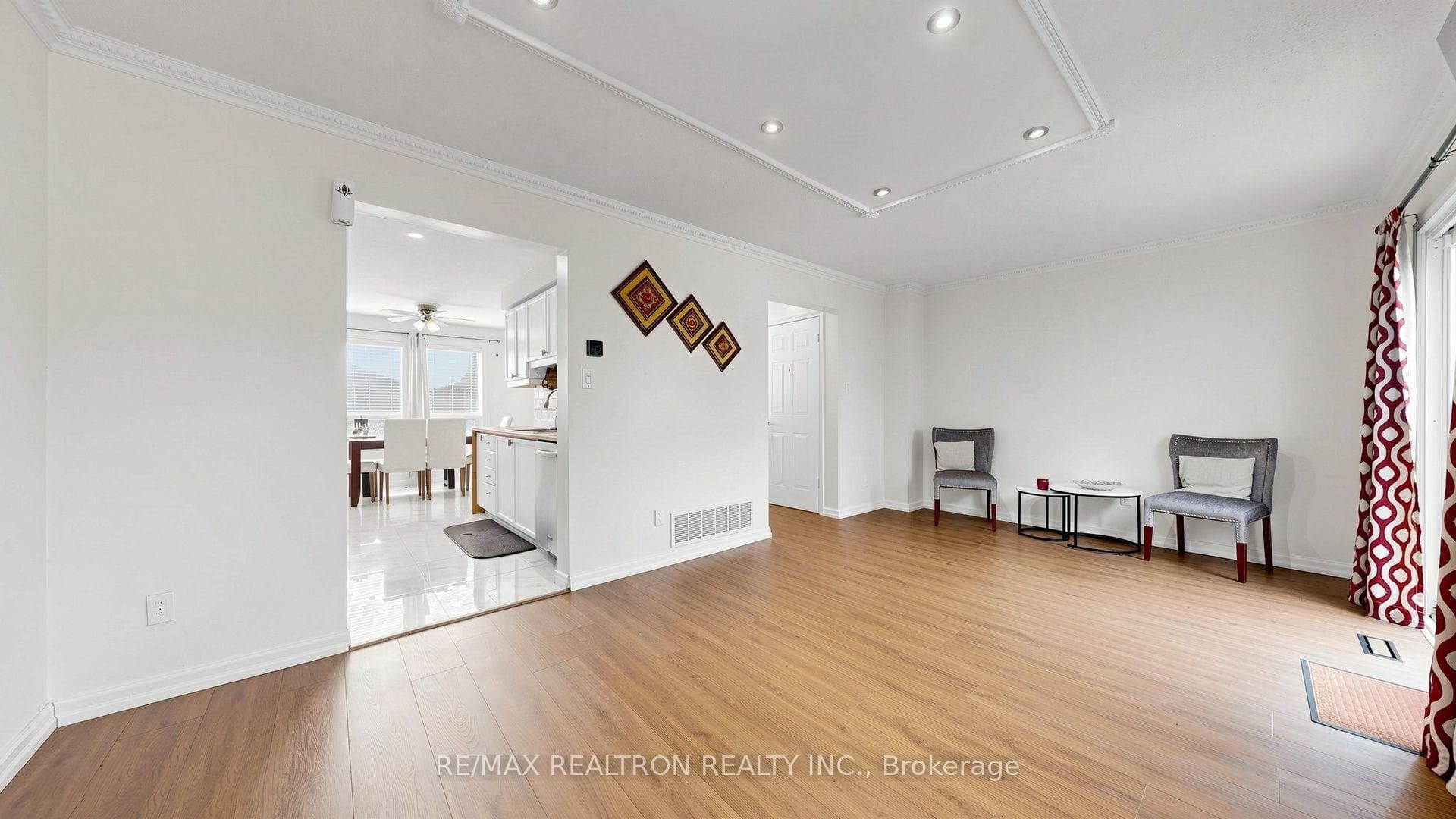 1640 Nichol Avenue Unit 4 photo 6