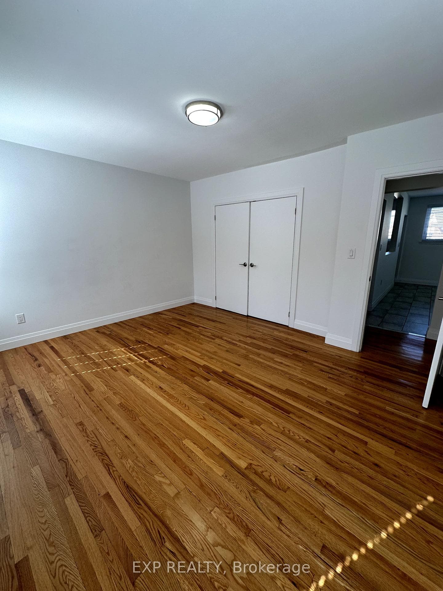 467 Silverthorn Avenue Unit 1 photo 8