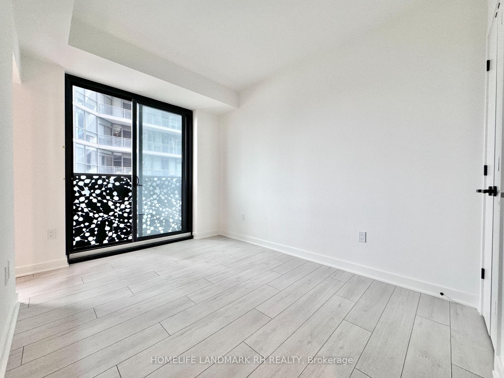 55 CHARLES Street Unit 2406 photo 7