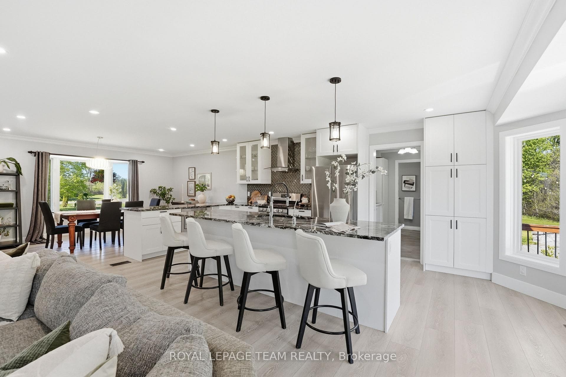 118 Rushing Brook Drive photo 15