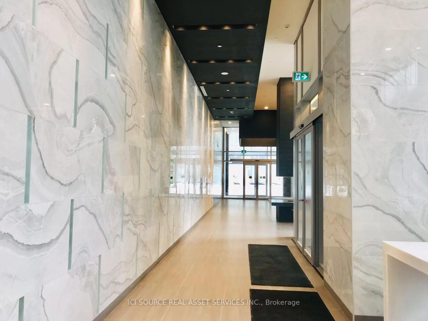 5180 Yonge Street Unit 1808 photo 2