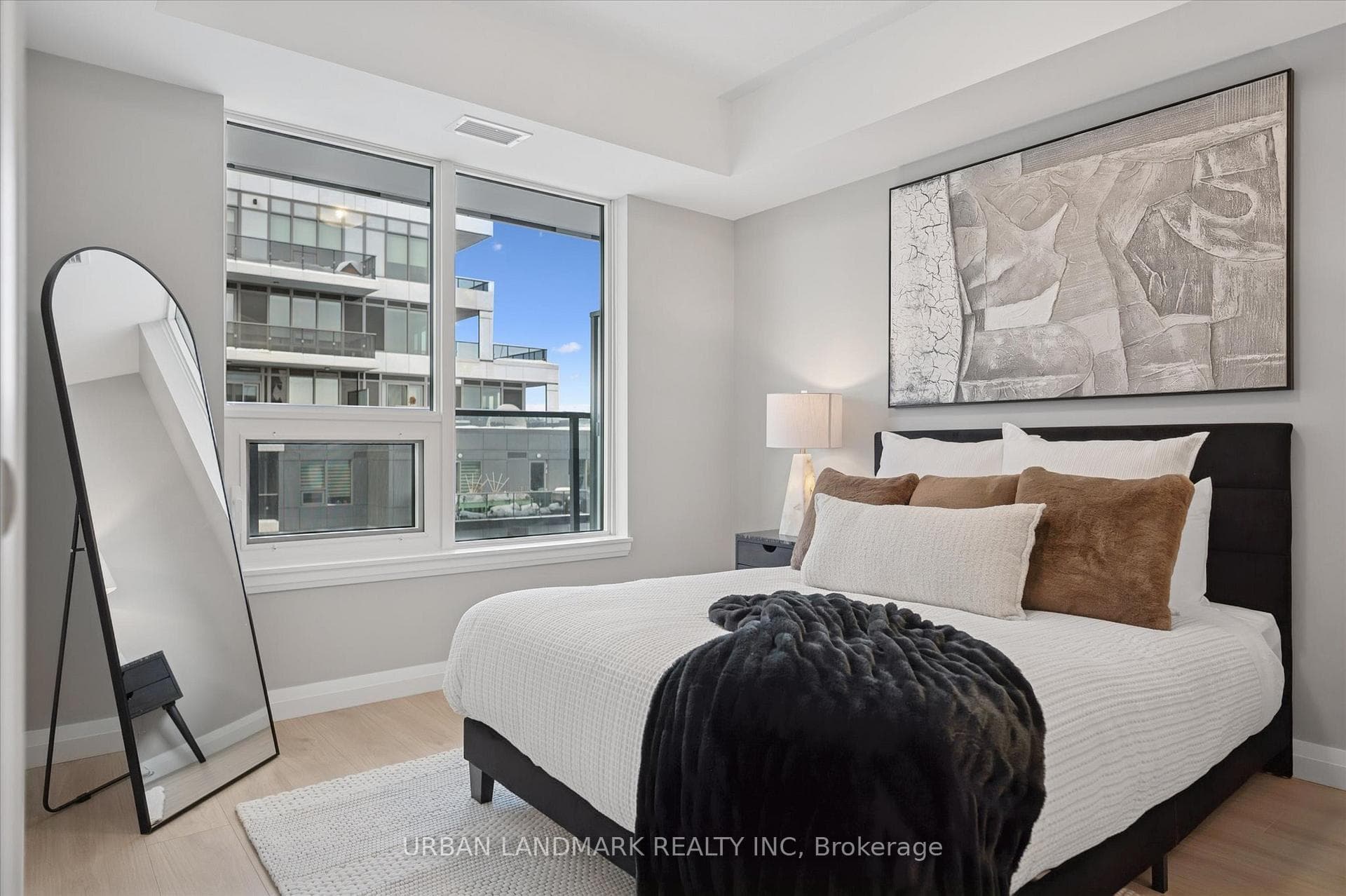 93 Arthur Street Unit 712 photo 19