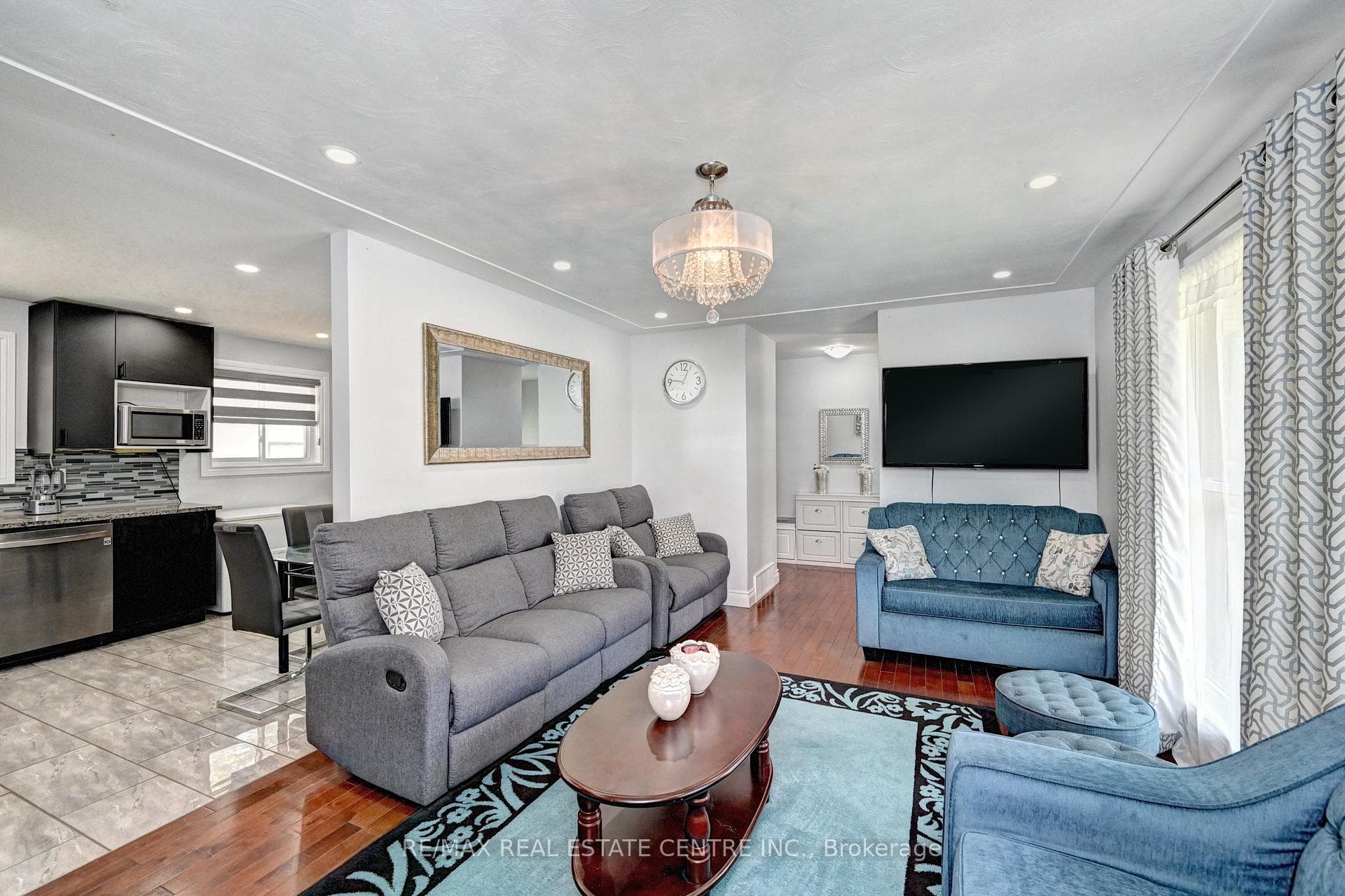158 Plymouth Road photo 6