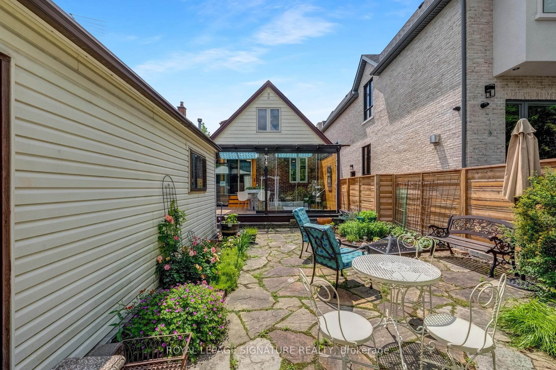 142 Divadale Drive photo 22