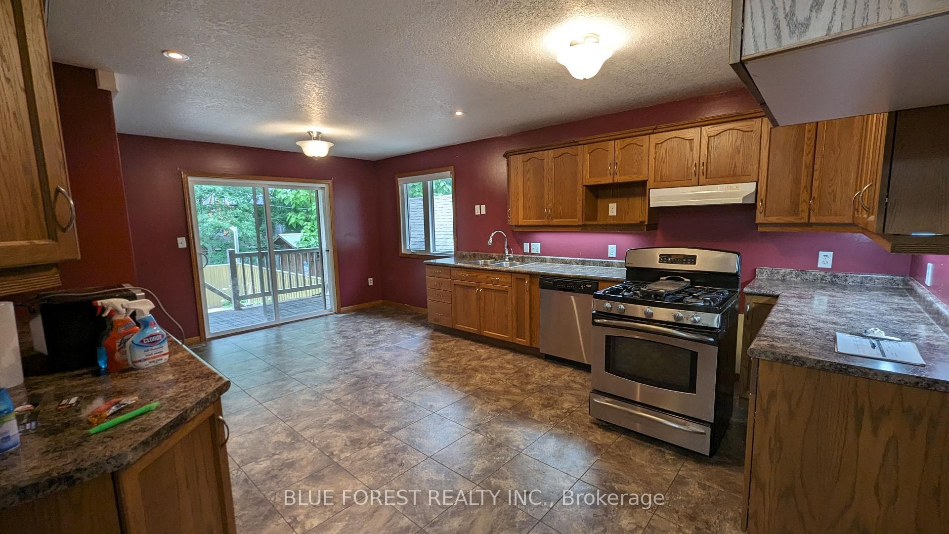 99 Waterloo Street photo 3