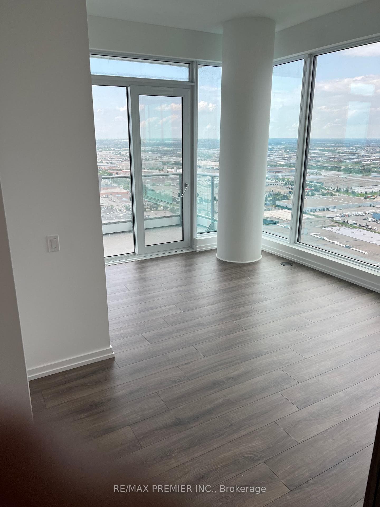7890 Jane Street Unit 4009 photo 17
