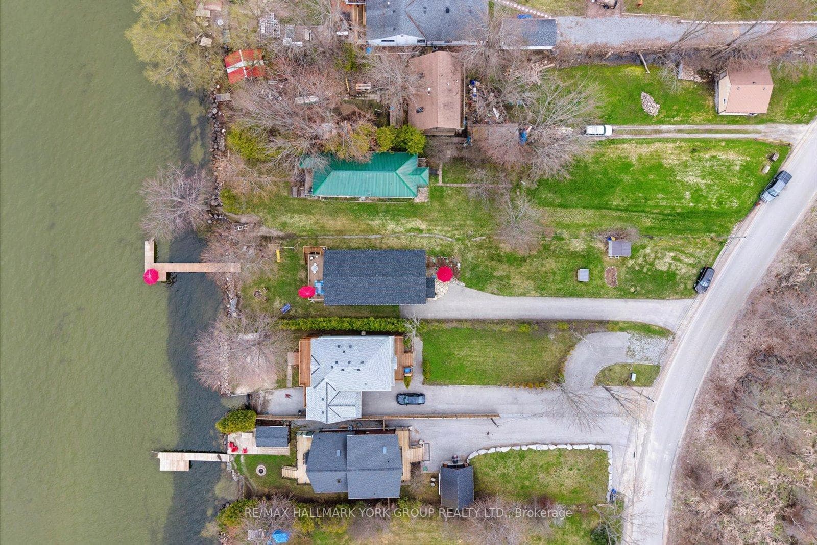 168 Irving Drive photo 40