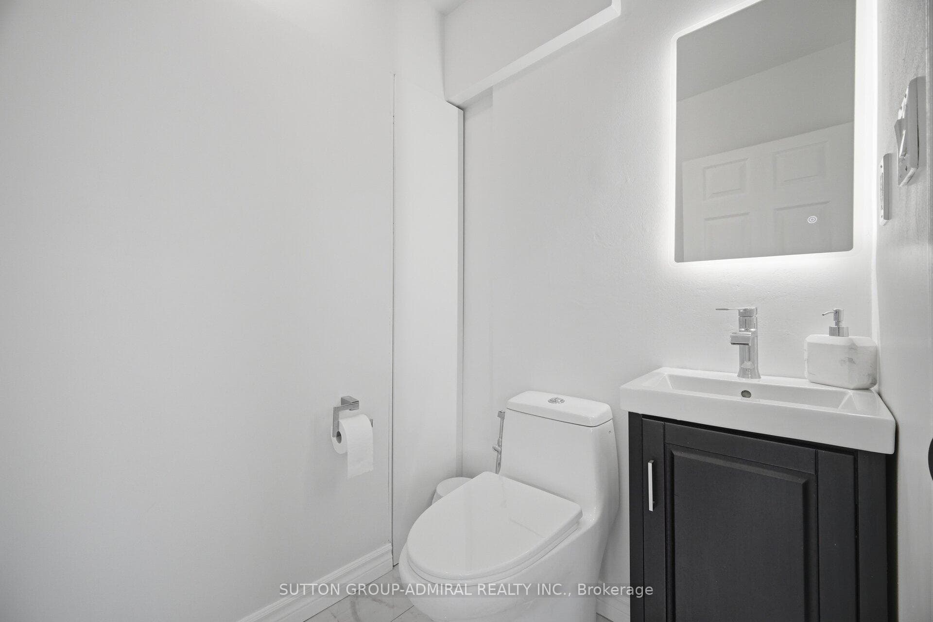 190 Bantry Avenue photo 12