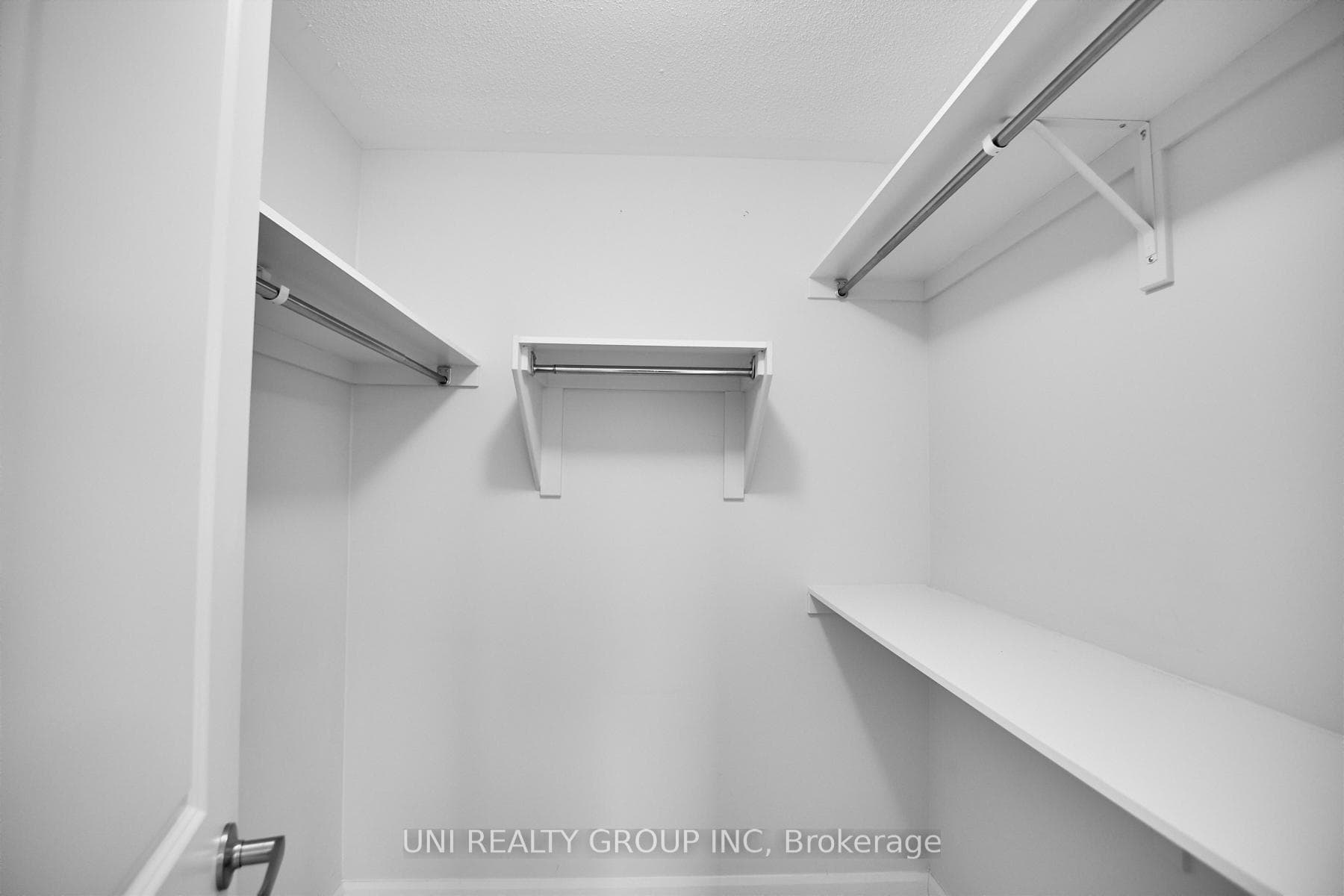 82 COCO Place photo 29