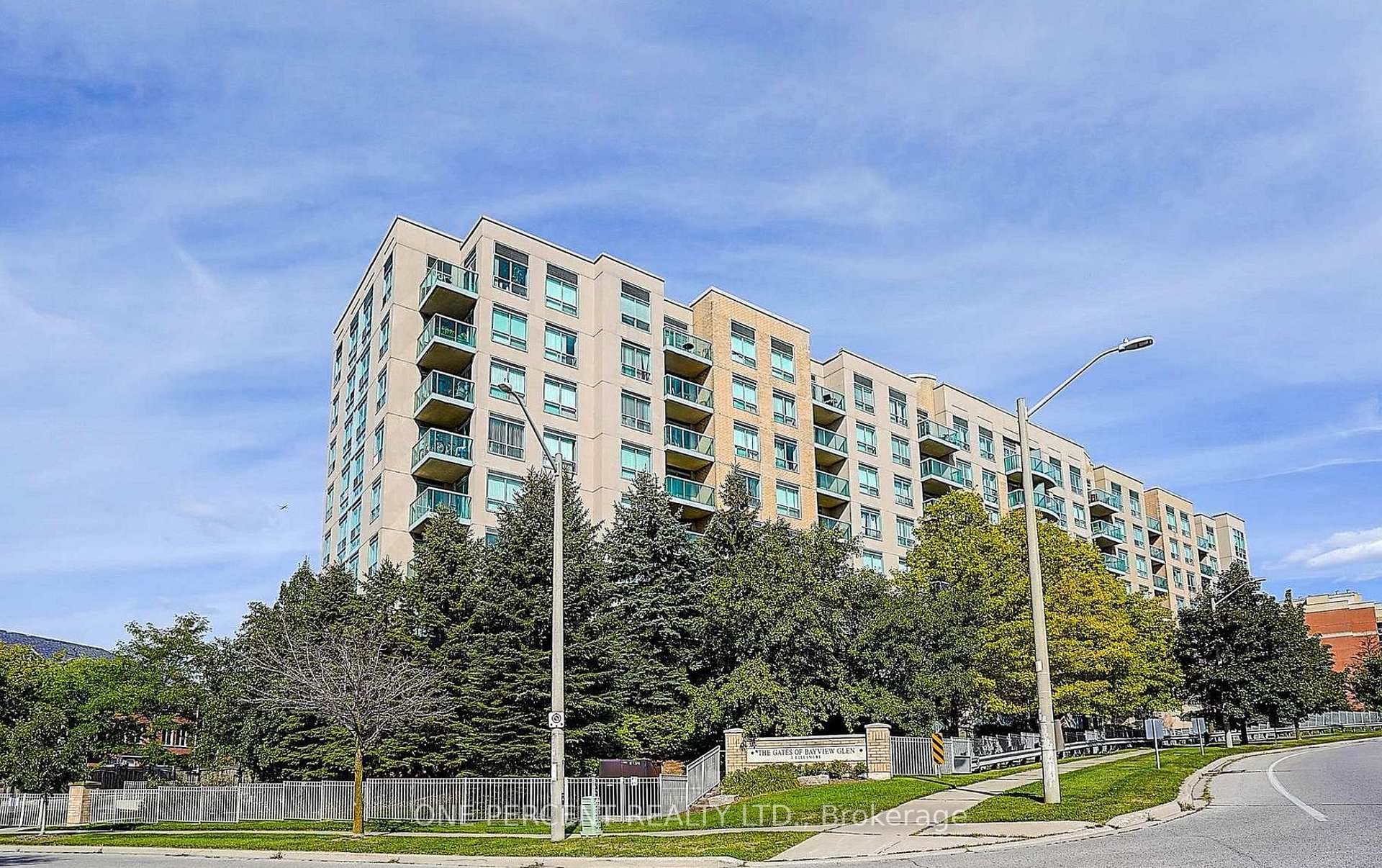 3 Ellesmere Street Unit 607 photo 1