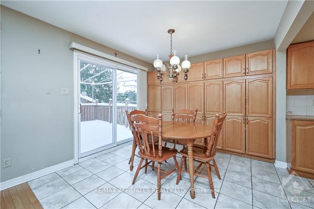11 BASLAW Drive photo 12