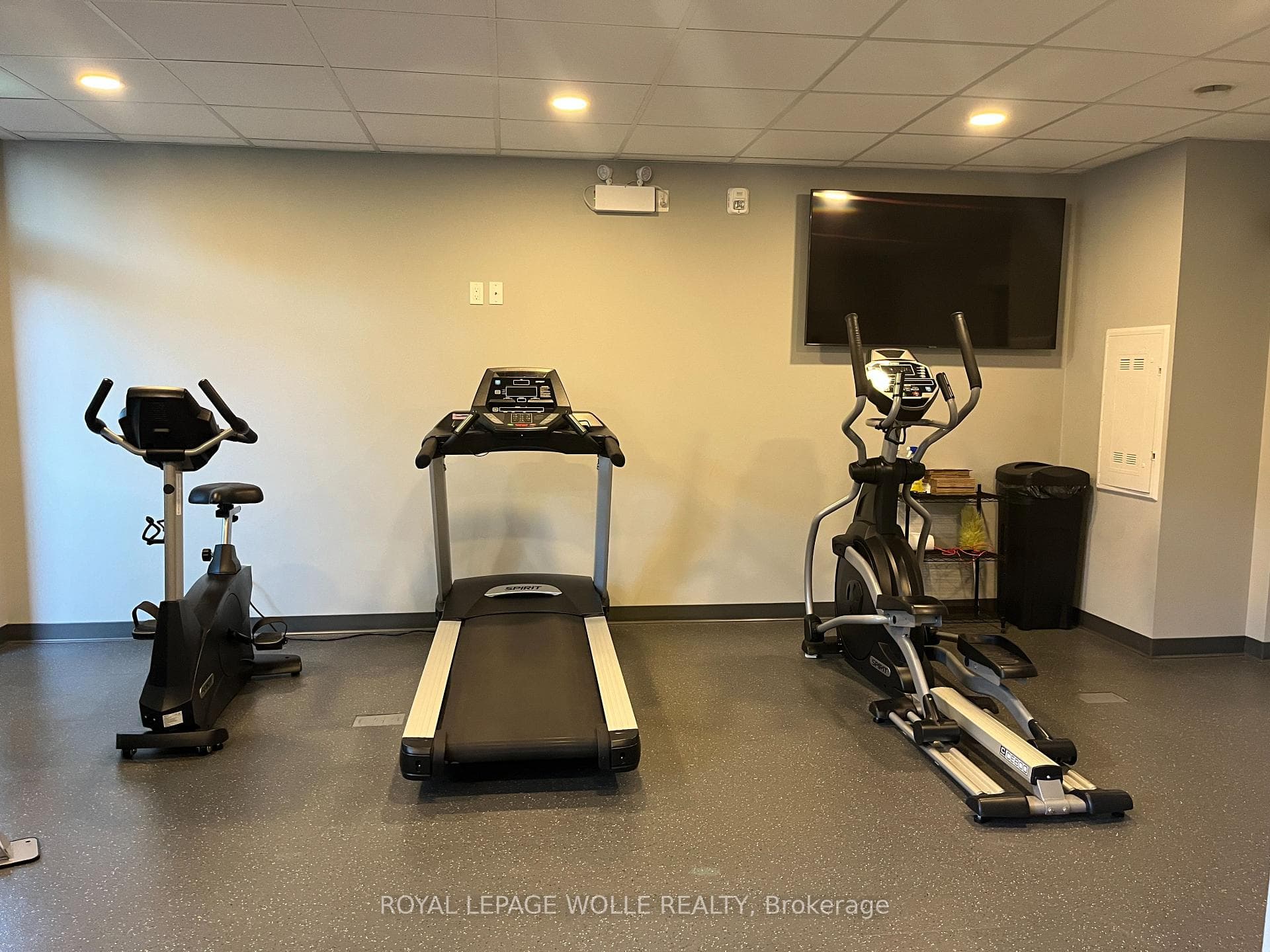 399 Queen Street Unit 210 photo 26