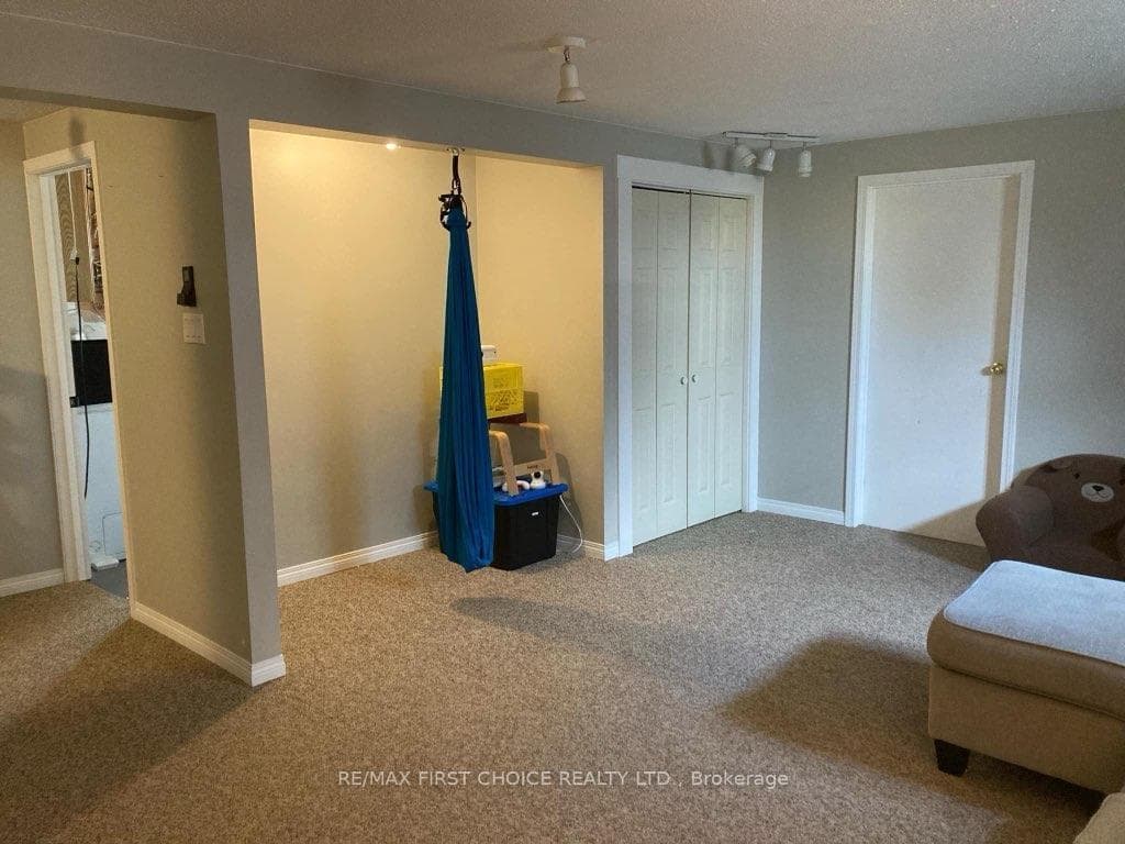 78 Detta Road photo 20