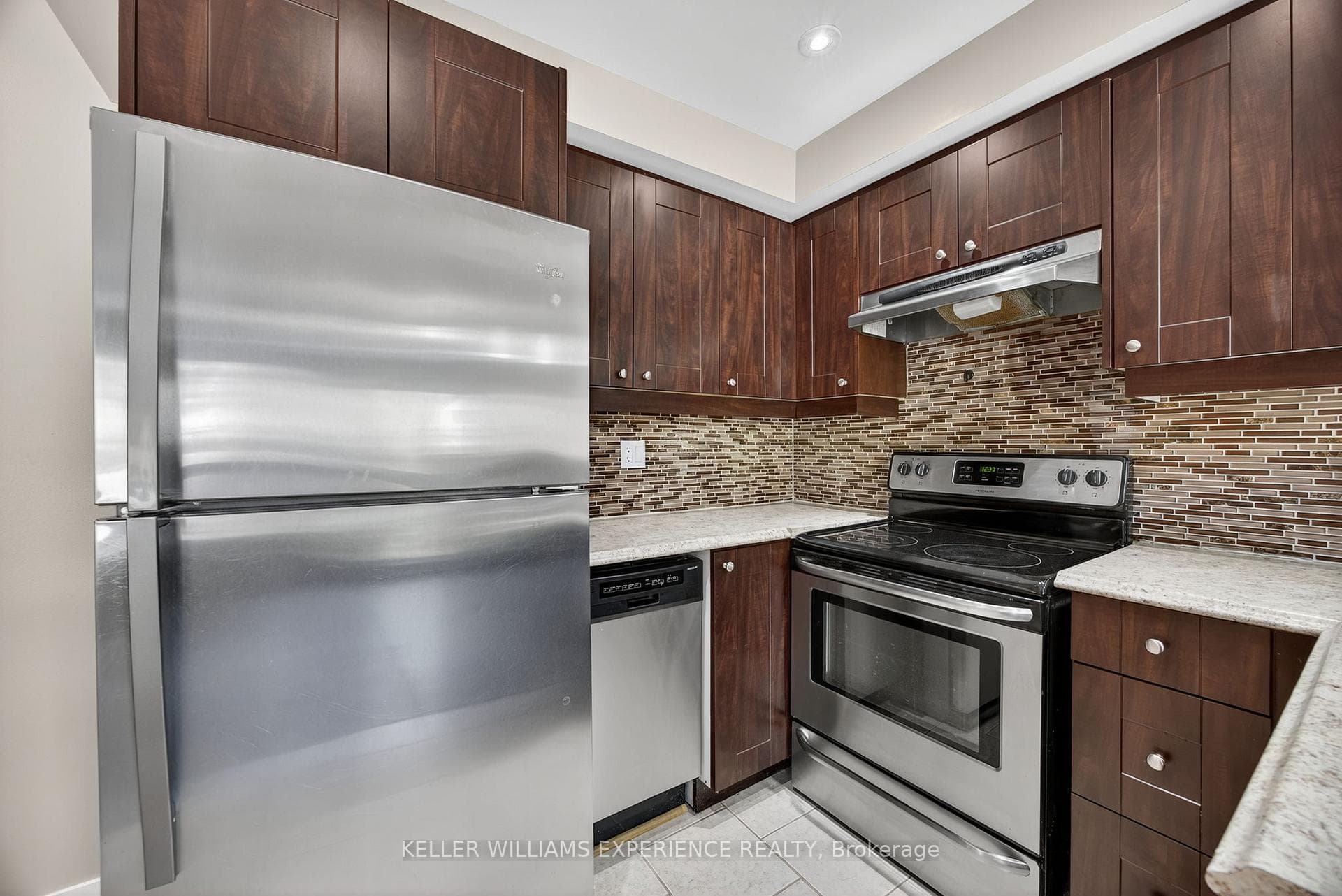 12 LANKIN Boulevard Unit #22 photo 13