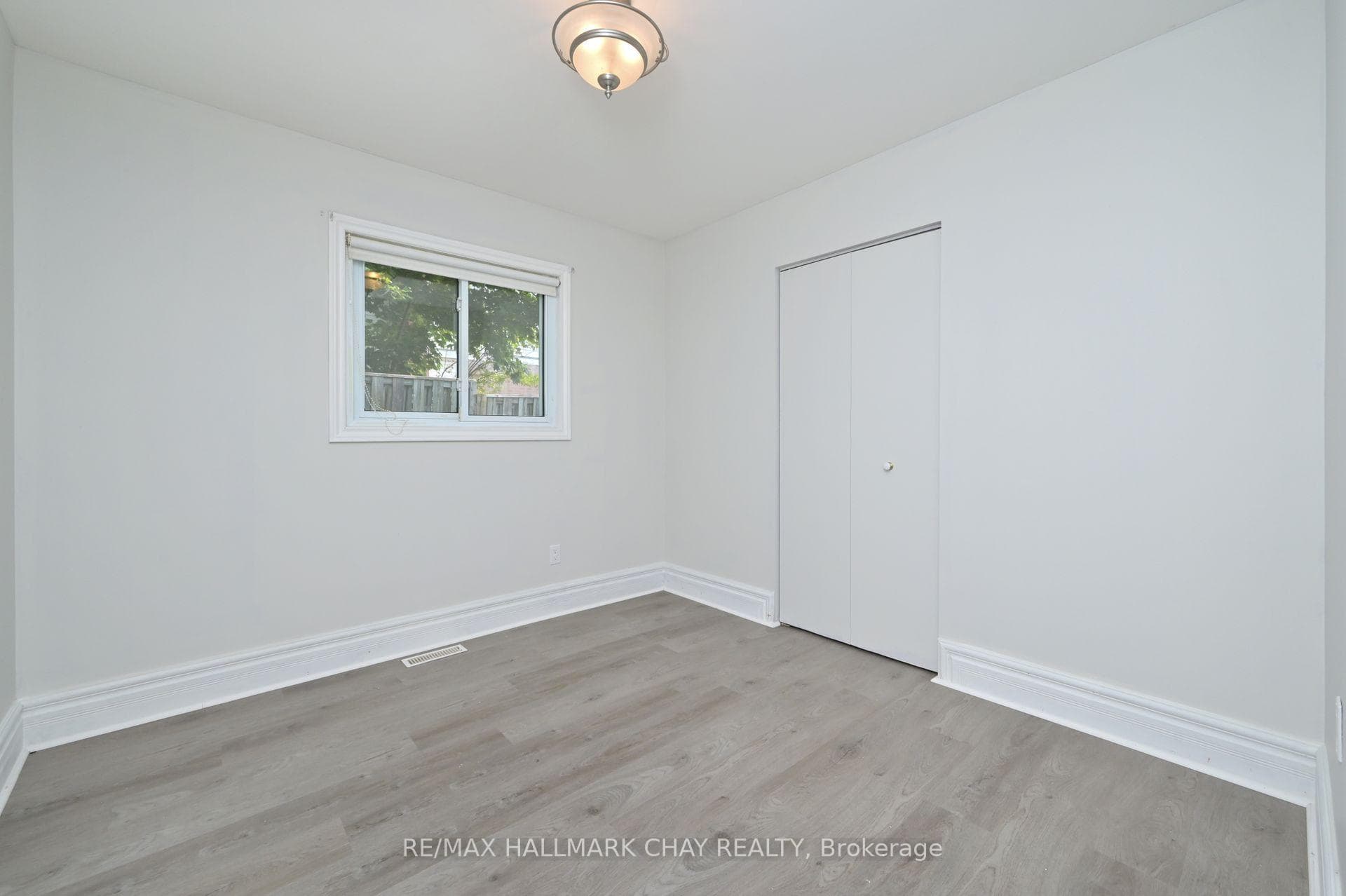 170 Beattie Avenue photo 19