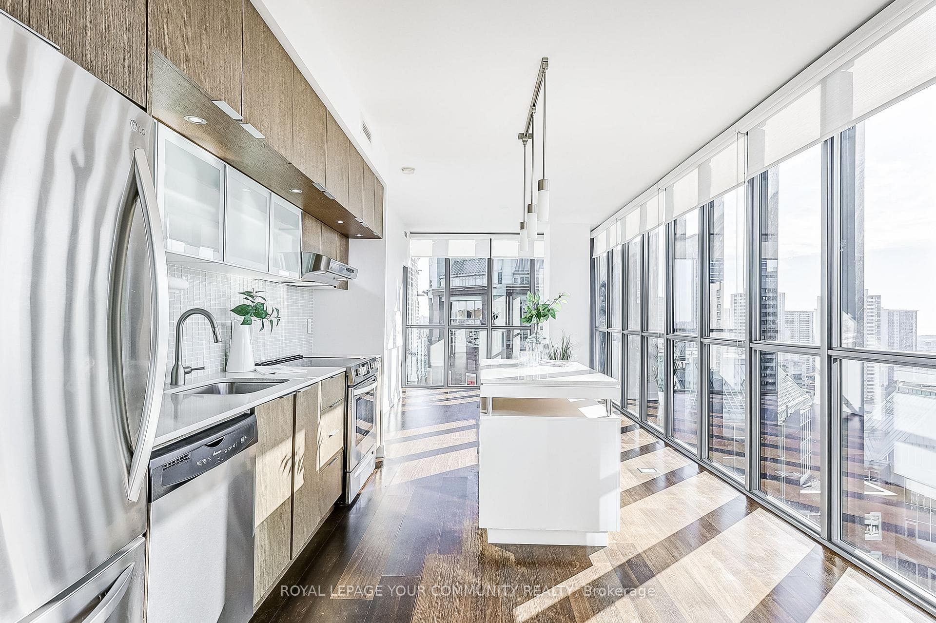 110 Charles Street Unit 2202 photo 18