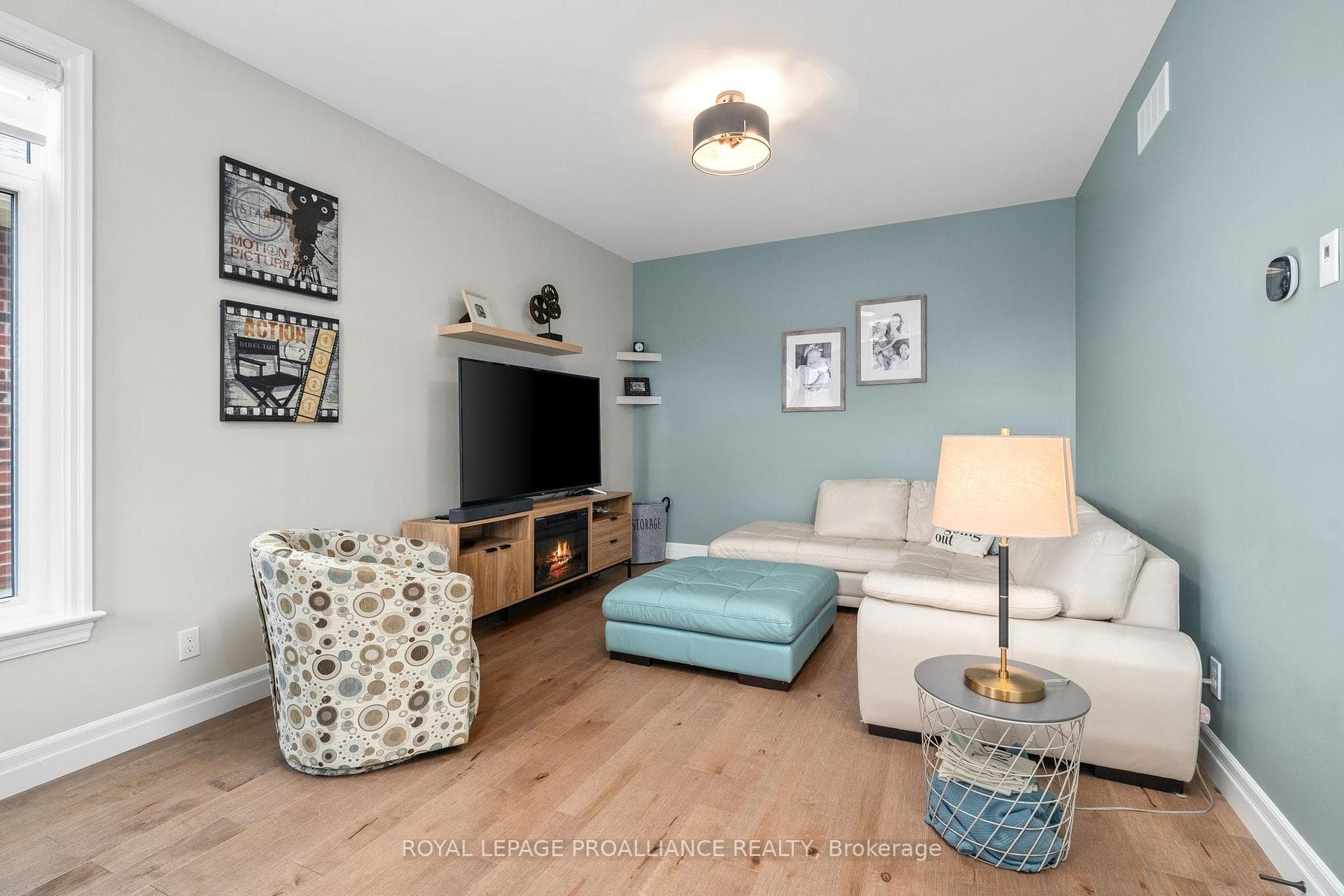 78 Essex Drive photo 17