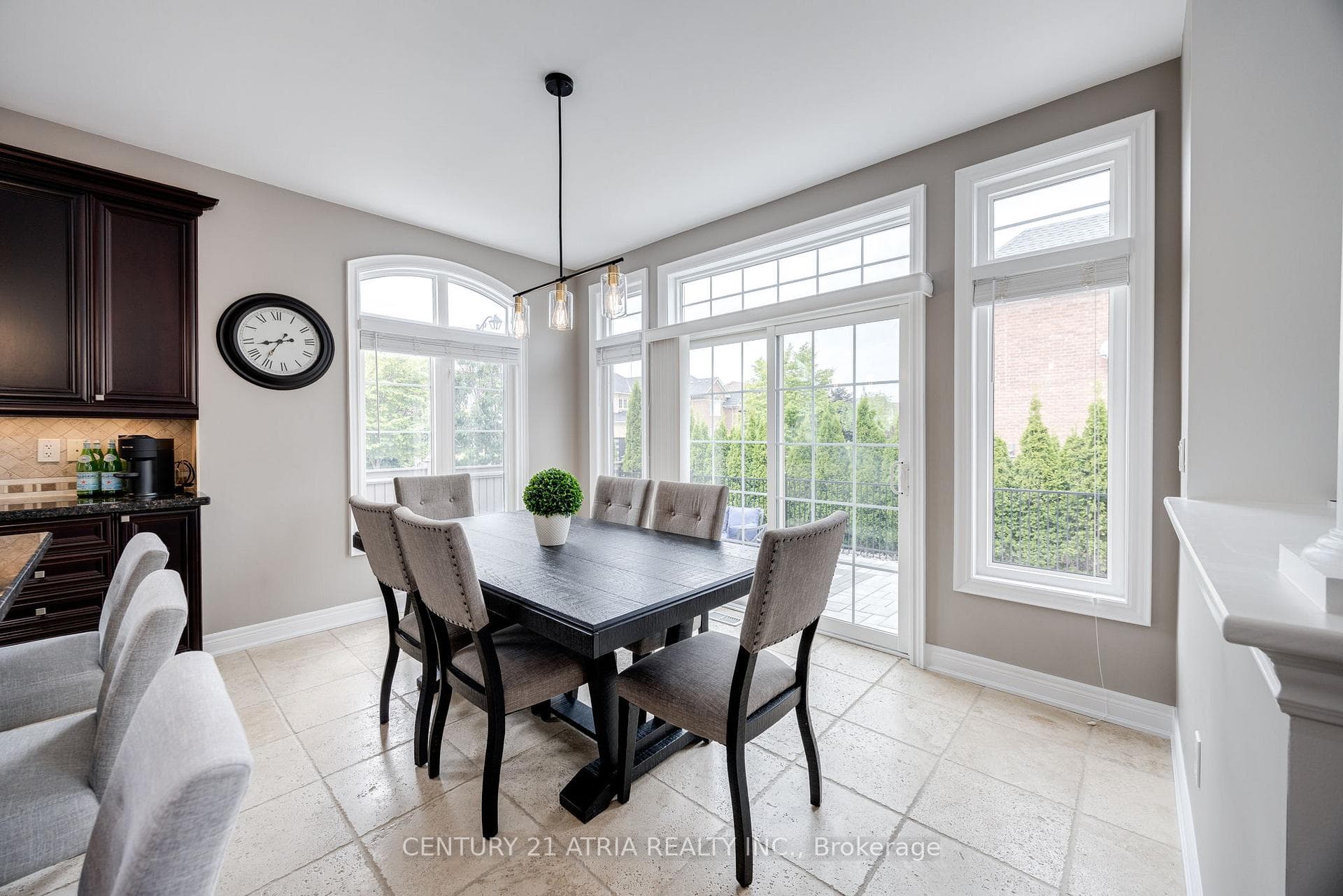 61 Weslock Crescent photo 14