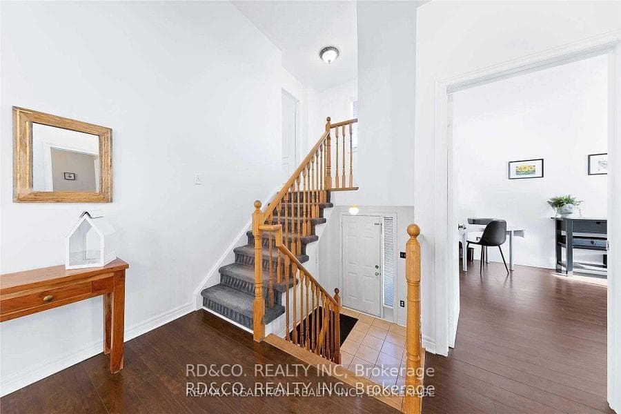 6 Depeuter Crescent photo 4