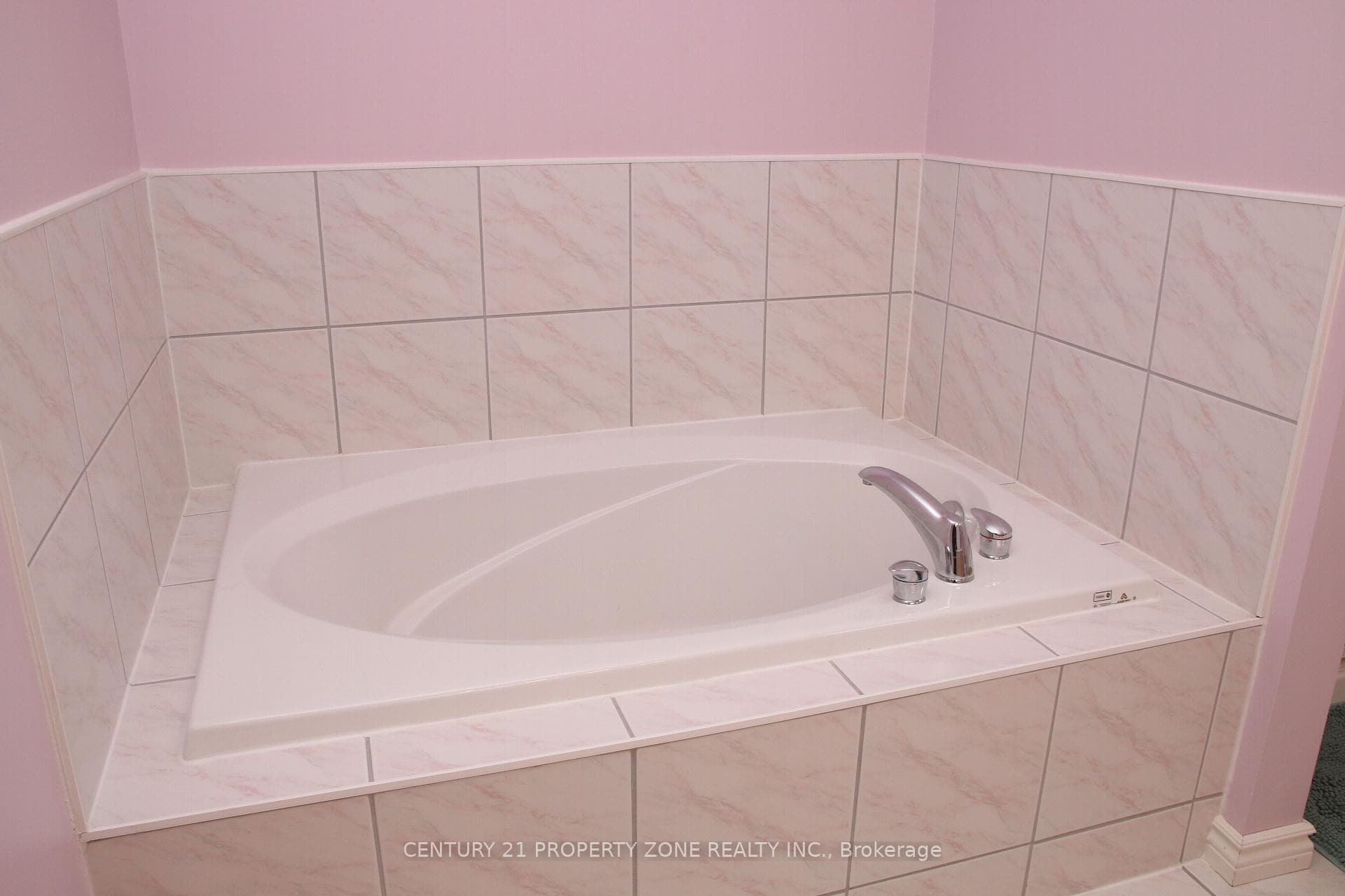24 Sweet Clover Crescent photo 28