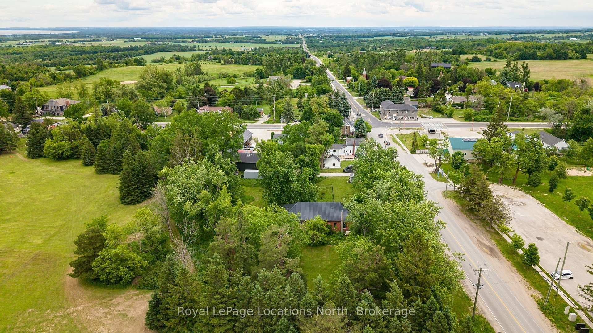 9038 County Rd 91 Road photo 13