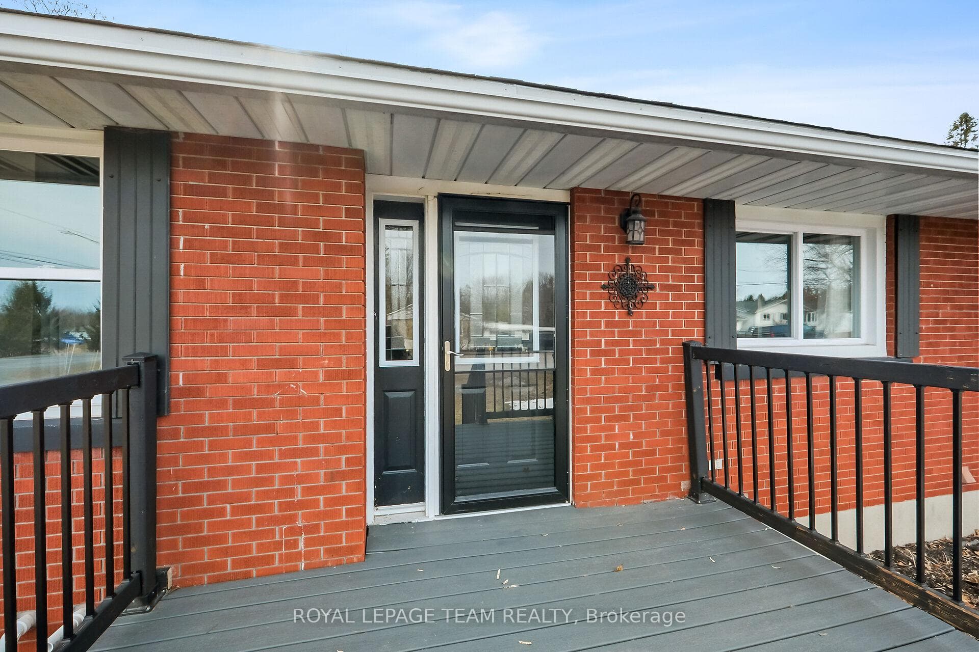 2626 Brentwood Avenue photo 5