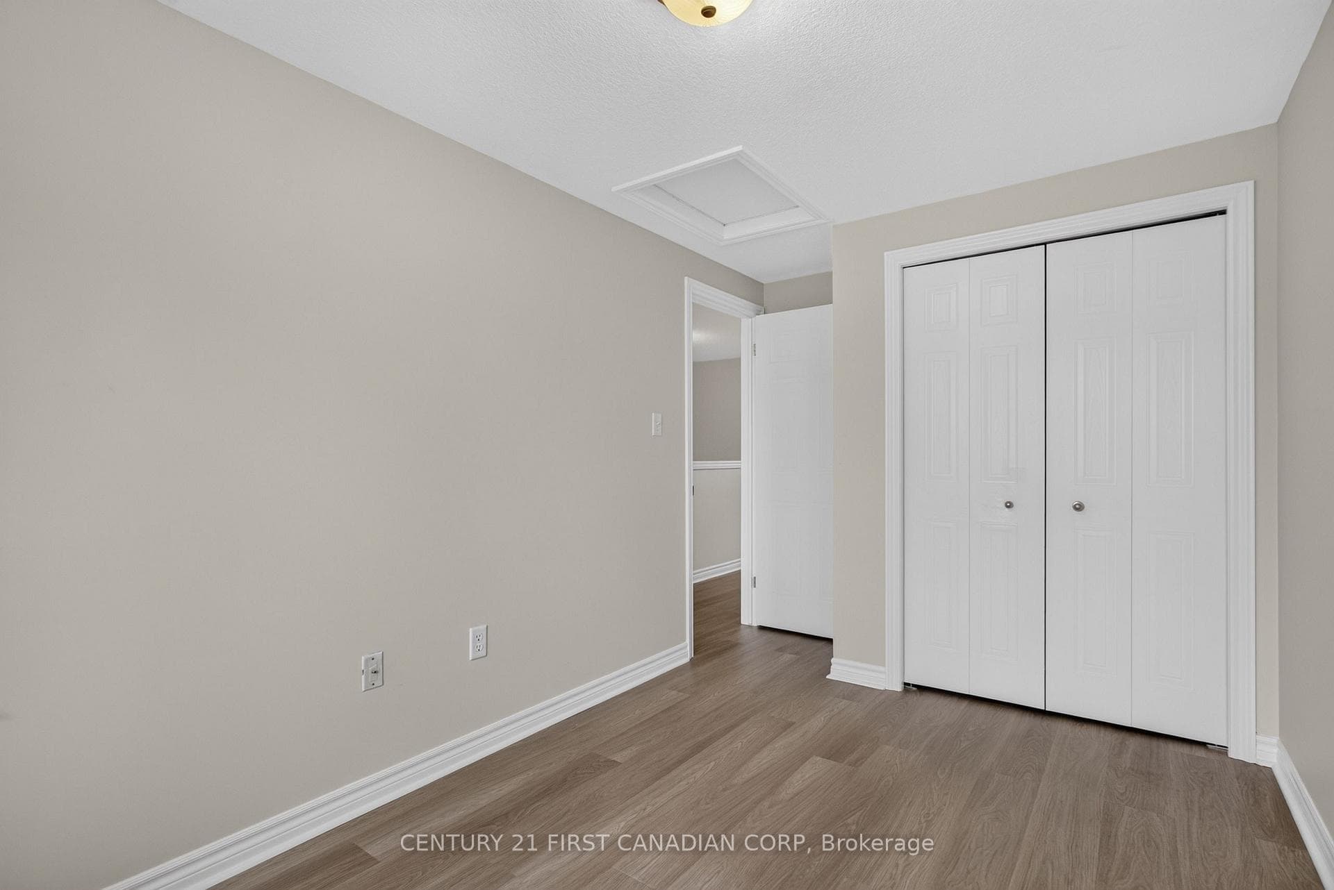 1059 Whetherfield Street Unit 7 photo 24