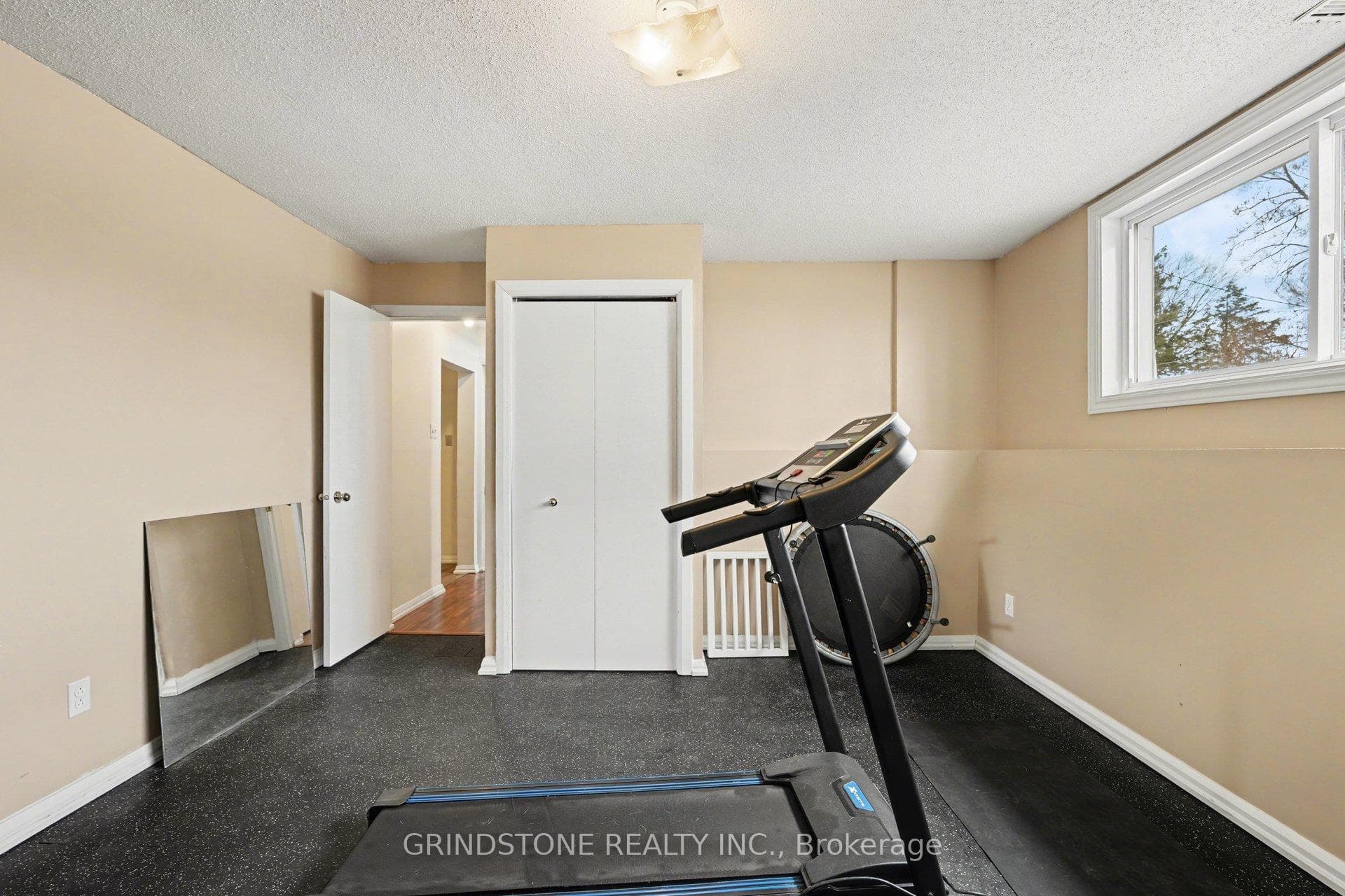 319 Riverwood Drive photo 24