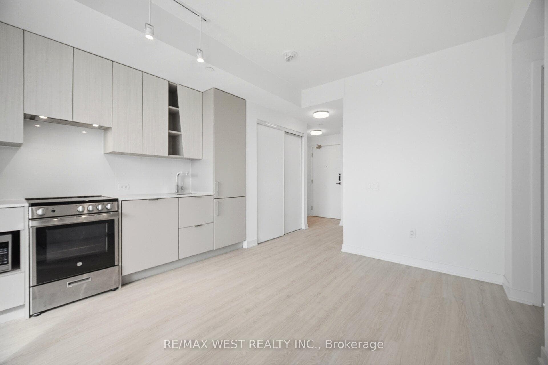 3883 Quartz Road Unit 2810 photo 11