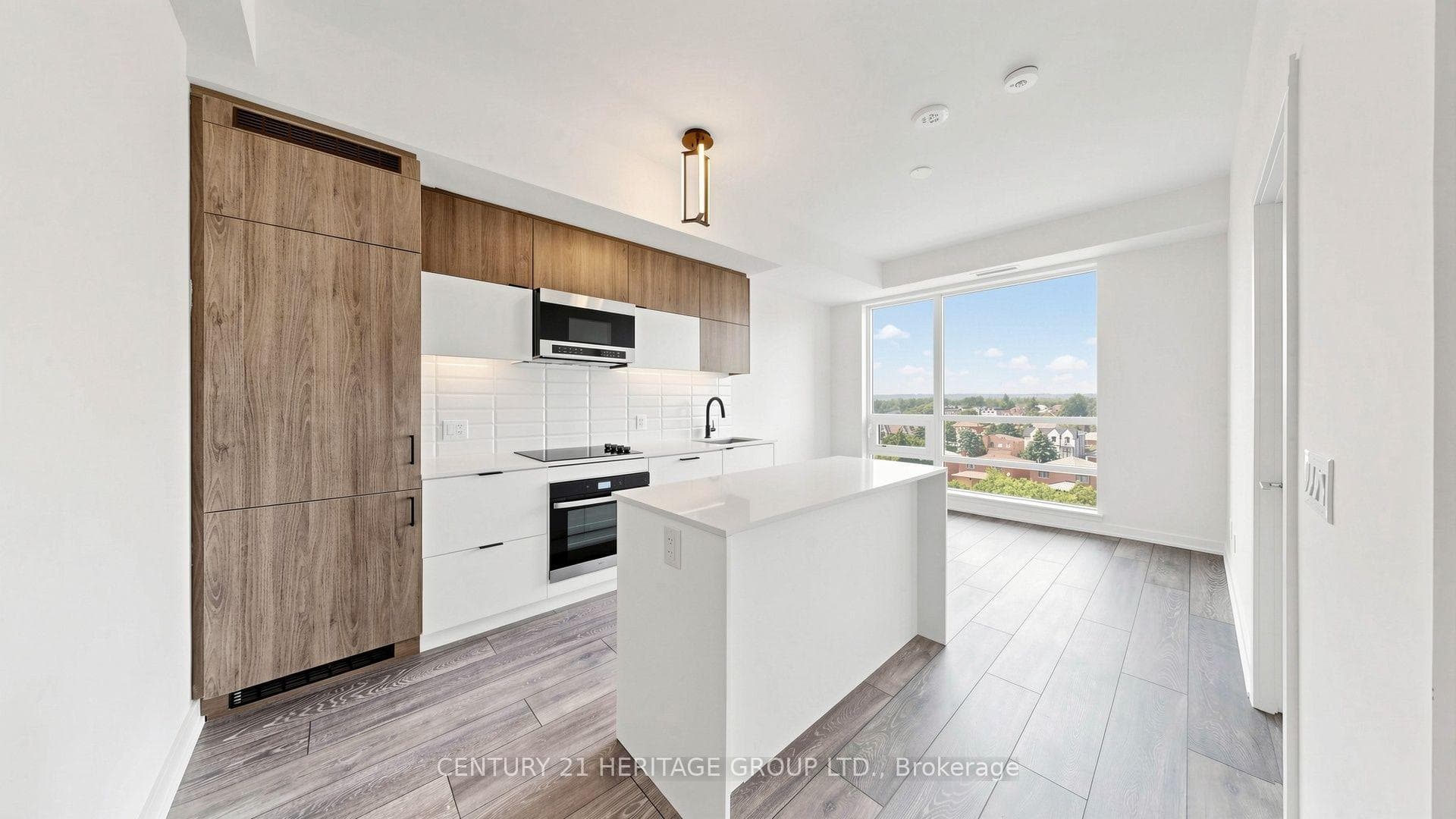 8888 Yonge Street Unit 622 photo 8