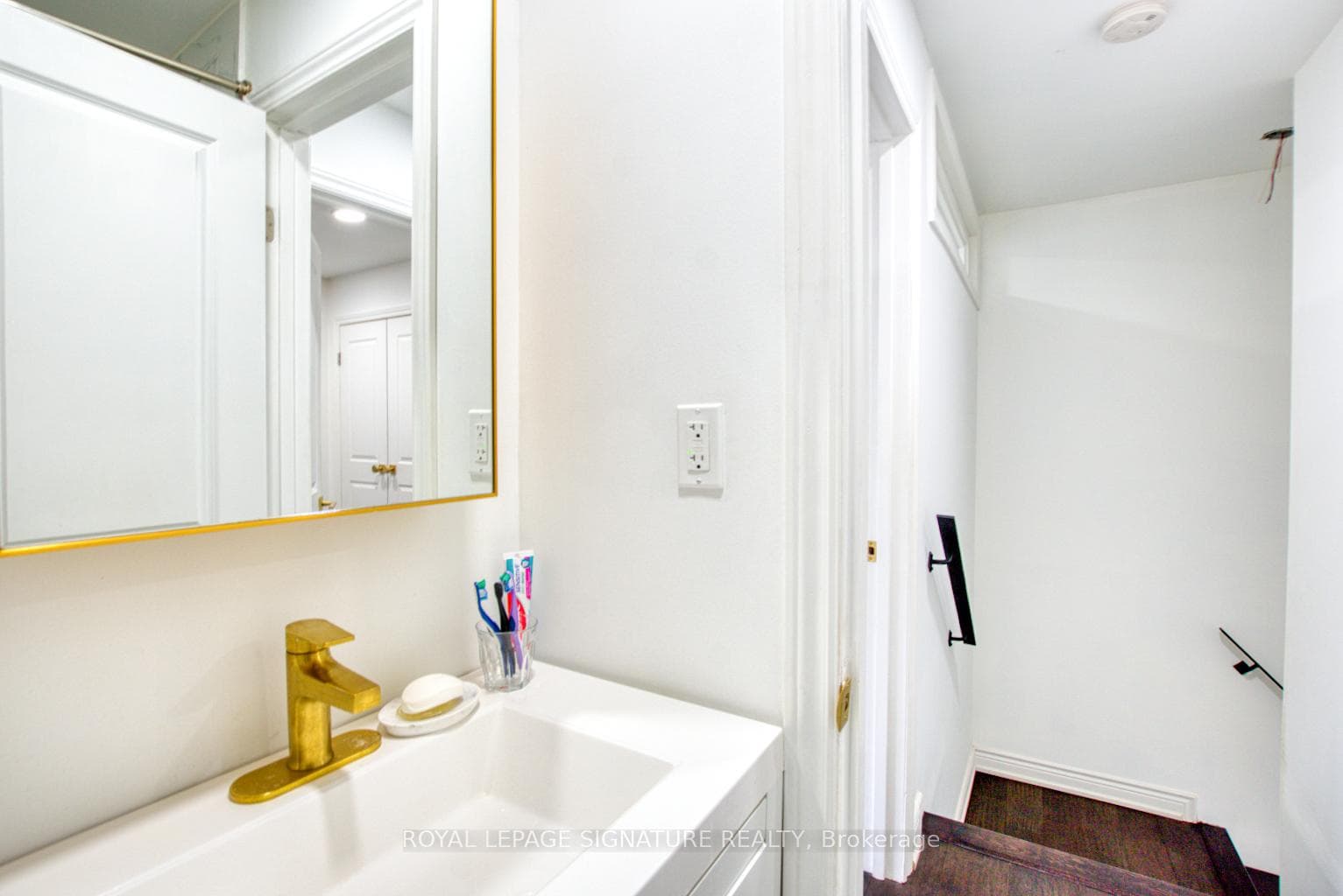 1341 Dupont Street photo 15
