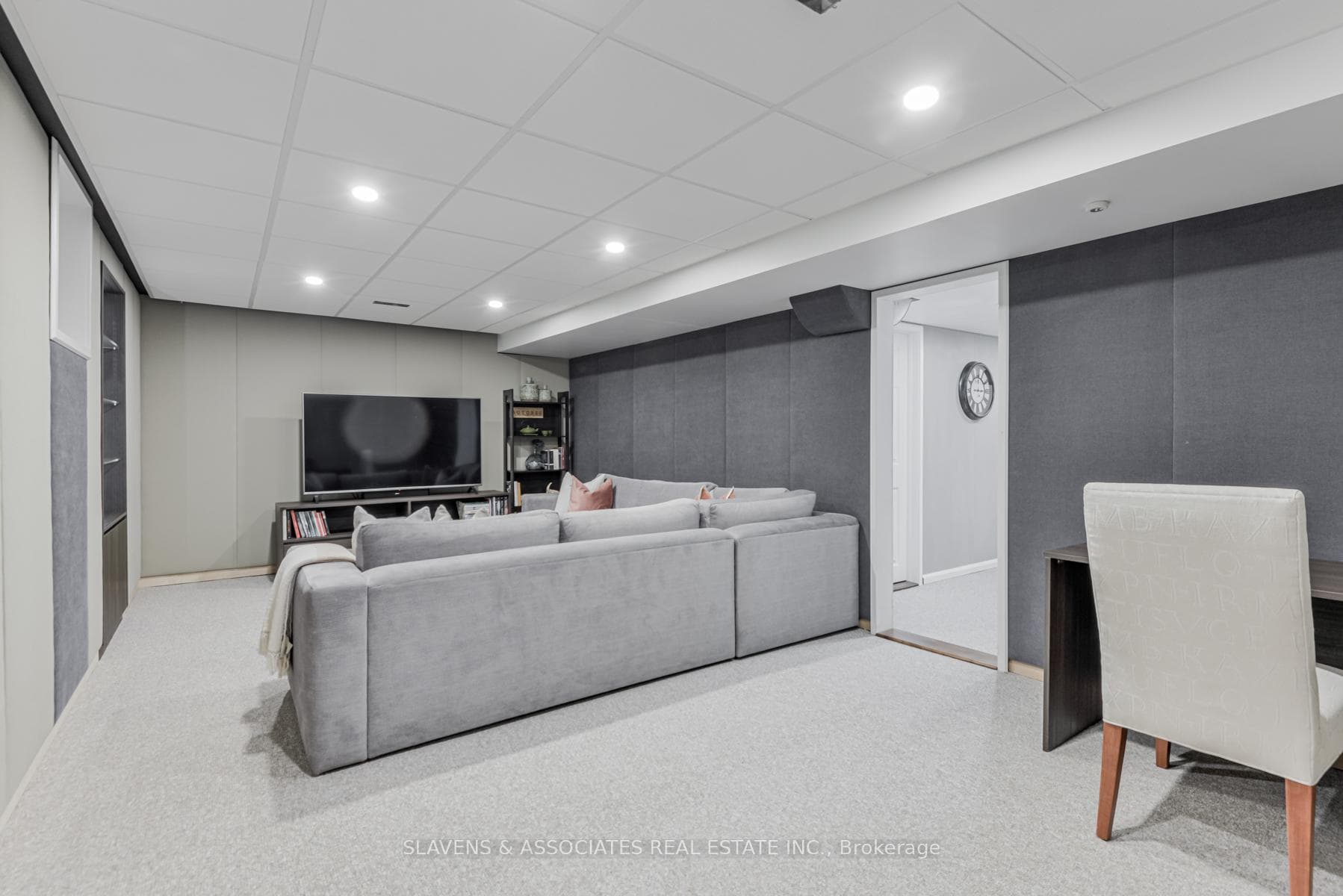 84 Sydie Lane photo 21