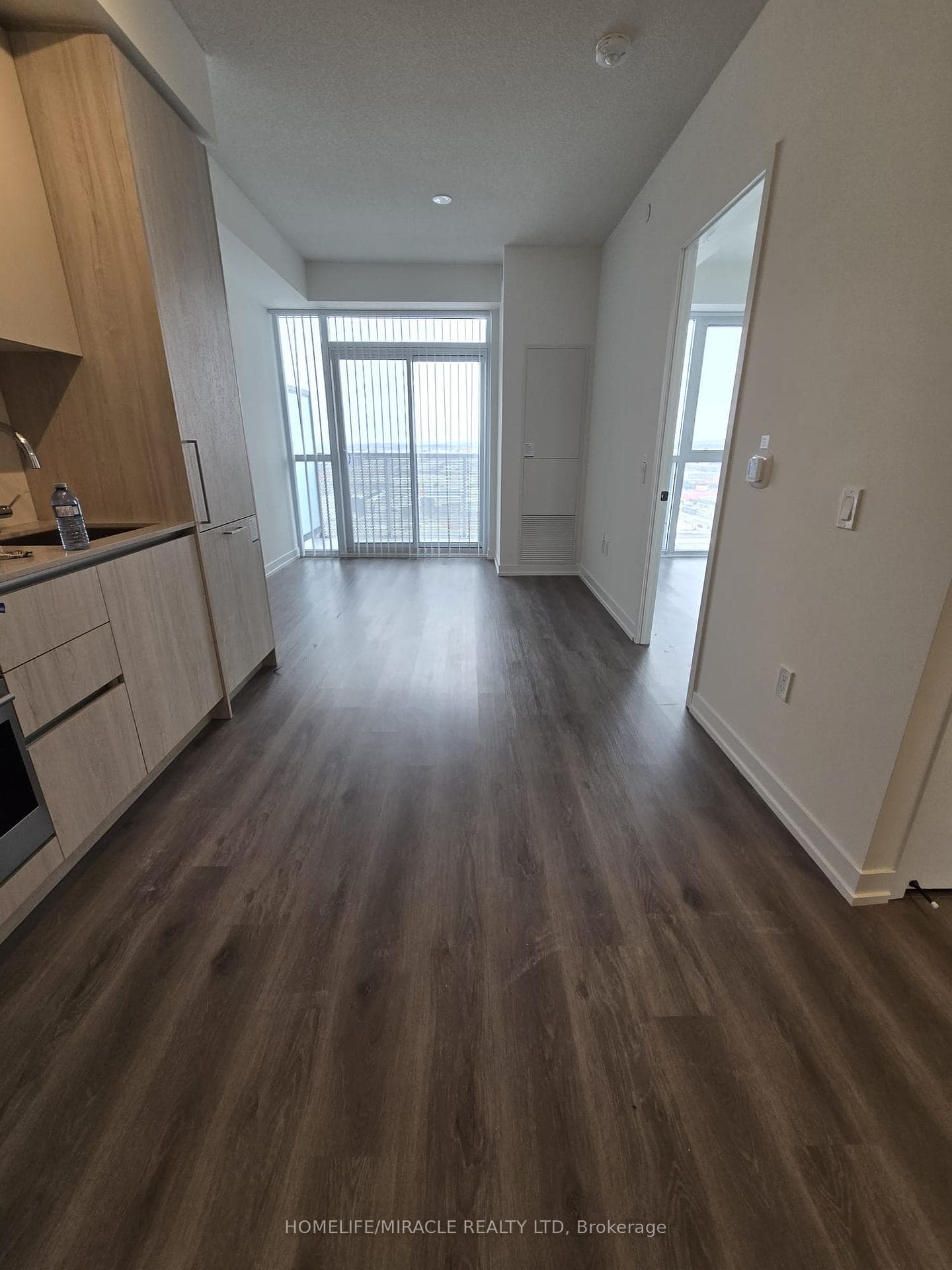 225 Commerce Street Unit 1811 photo 3