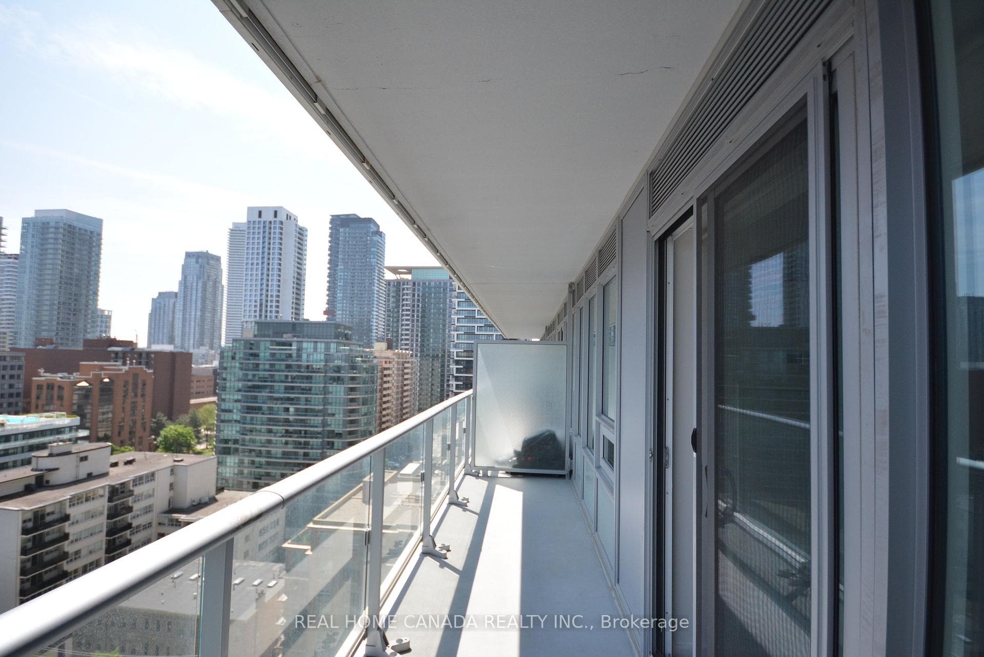 195 Redpath Avenue Unit 1508 photo 19