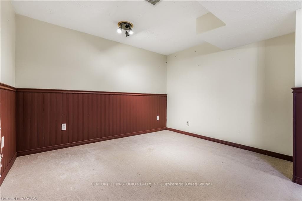 2511 8TH N/A photo 36