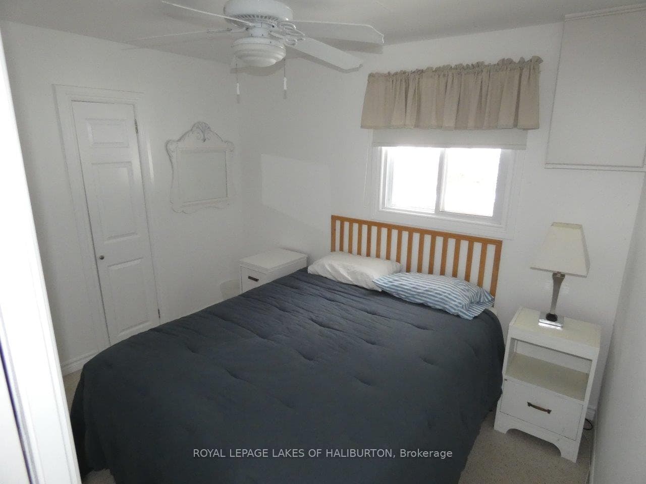 Lakeside bedroom 3