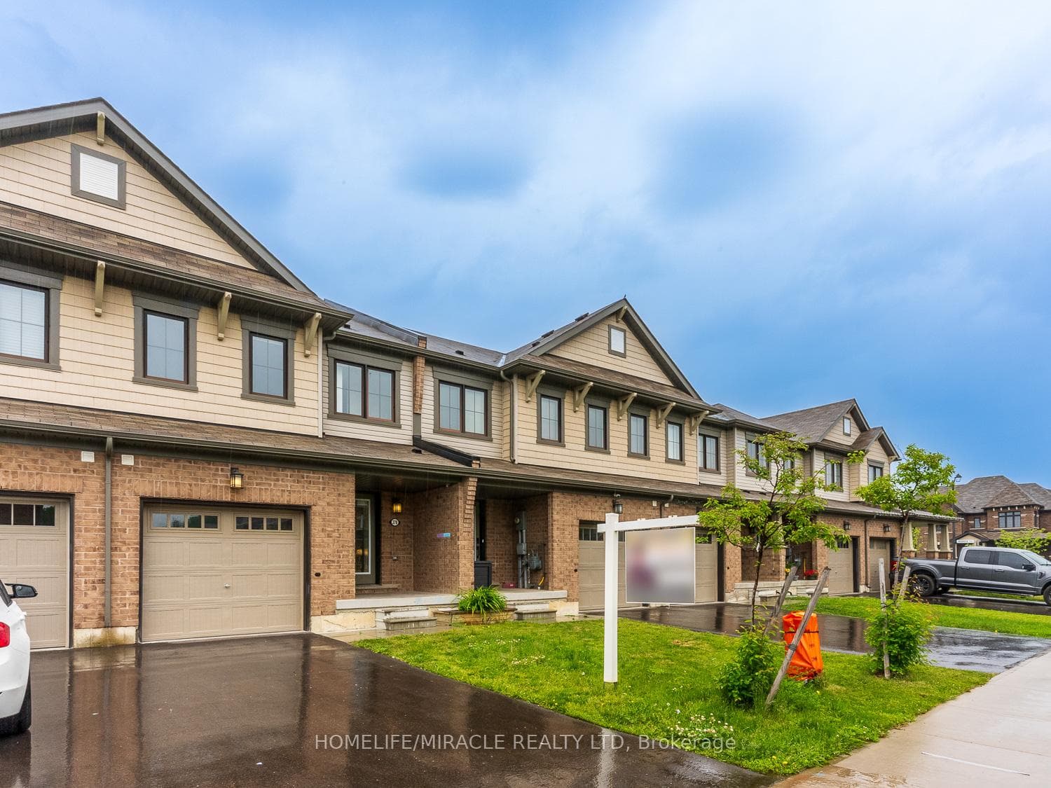 278 BEDROCK Drive photo 2