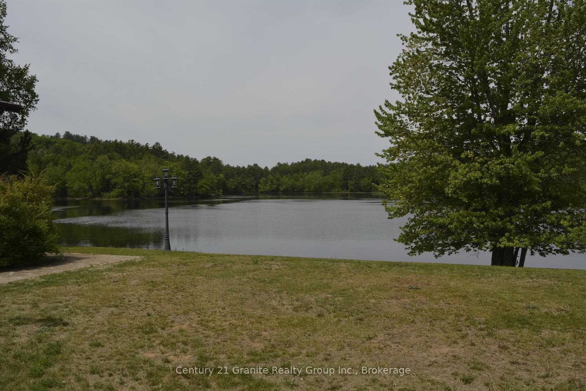 230 RIVER BEND Drive photo 47