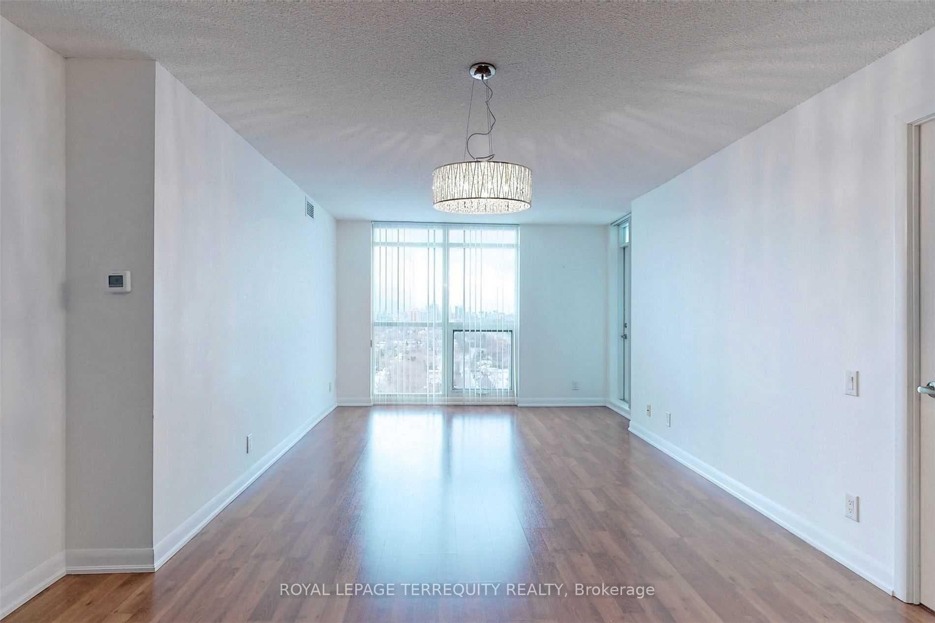 17 Anndale Drive Unit 2211 photo 15