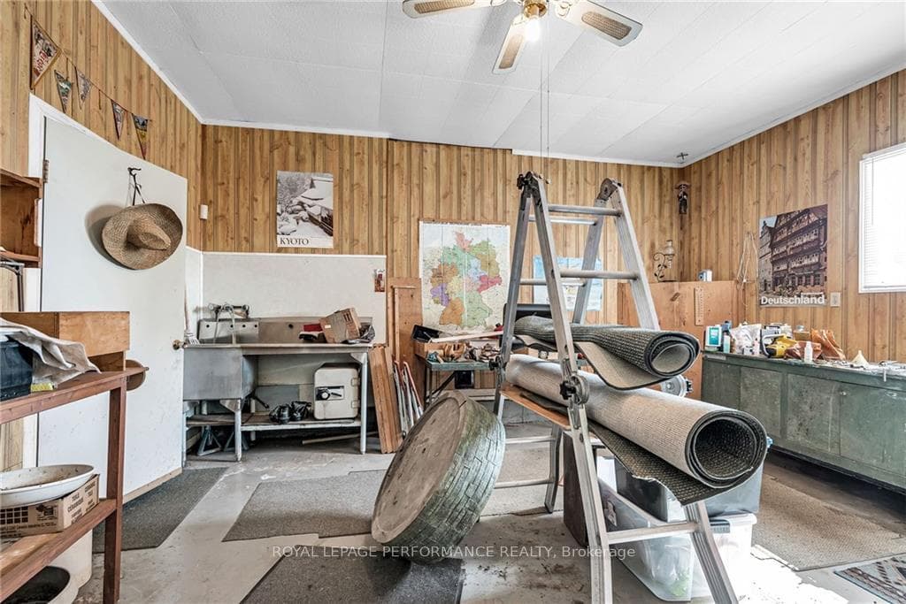 18352 TYOTOWN Road photo 21