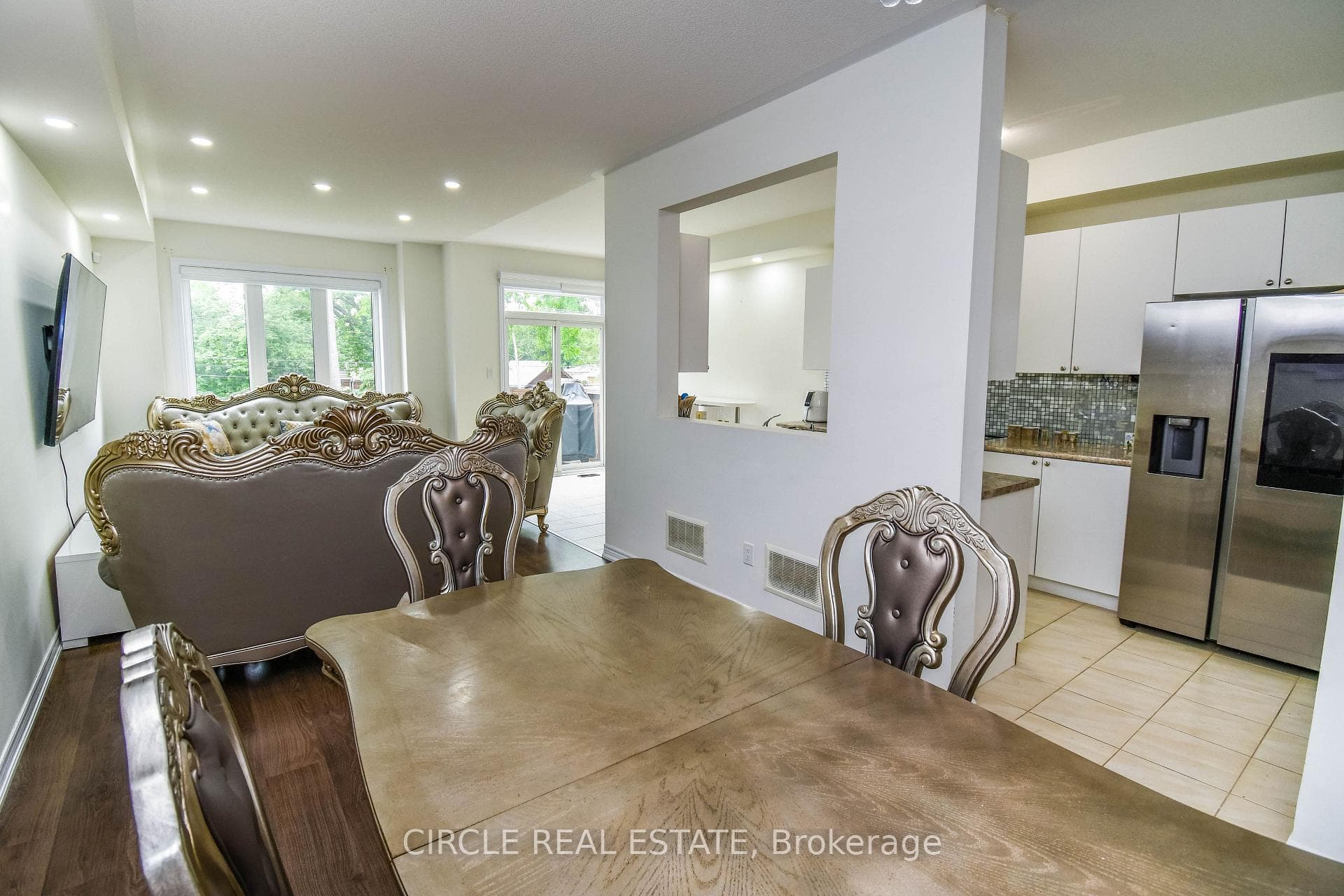 58 Greenwood Drive photo 8
