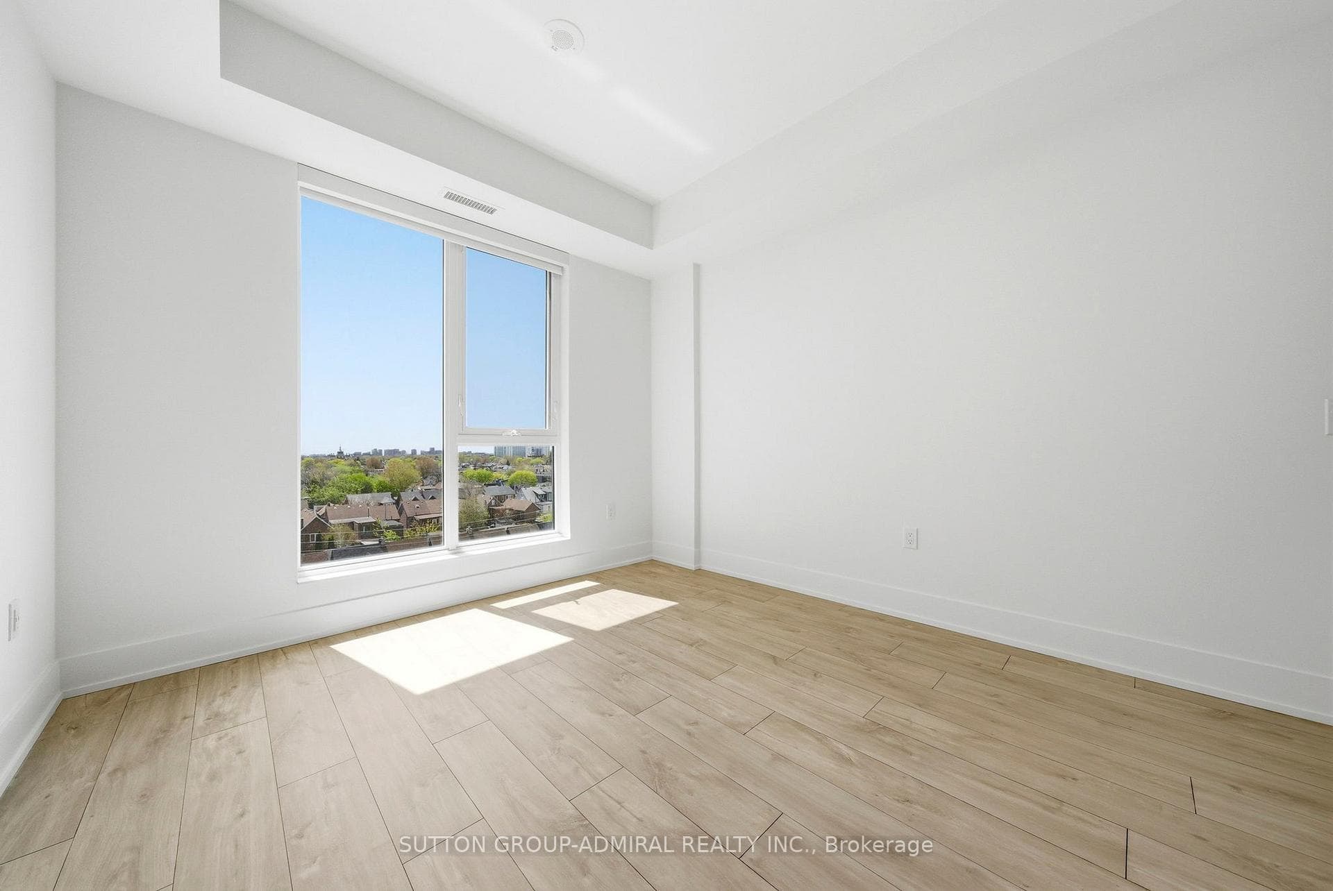 858 Dupont Street Unit 633 photo 28
