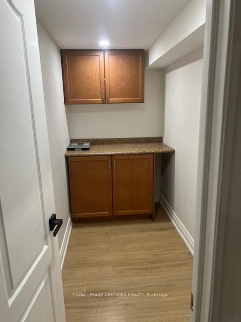 5560 Ethan Drive photo 9