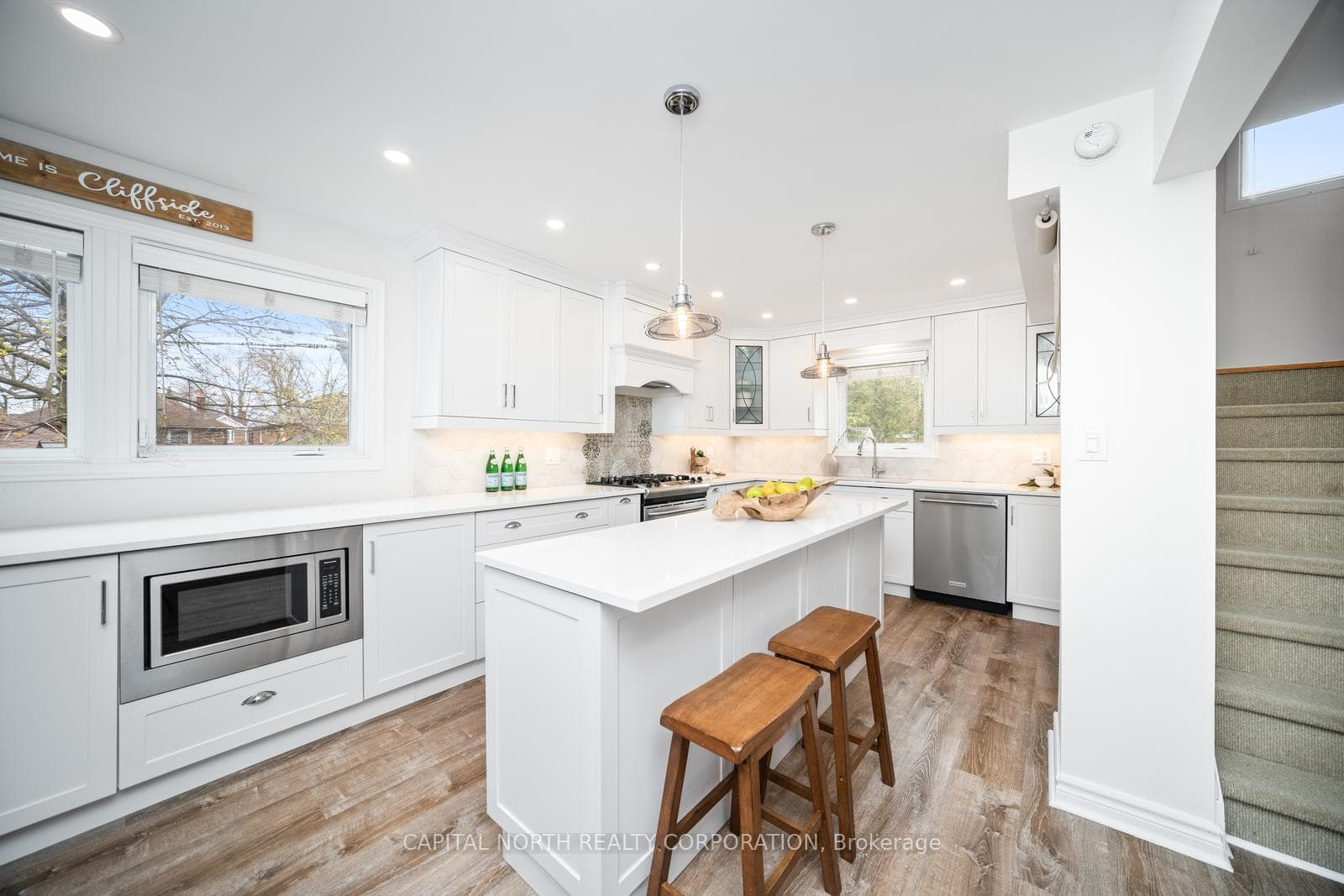 142 McIntosh Street photo 7