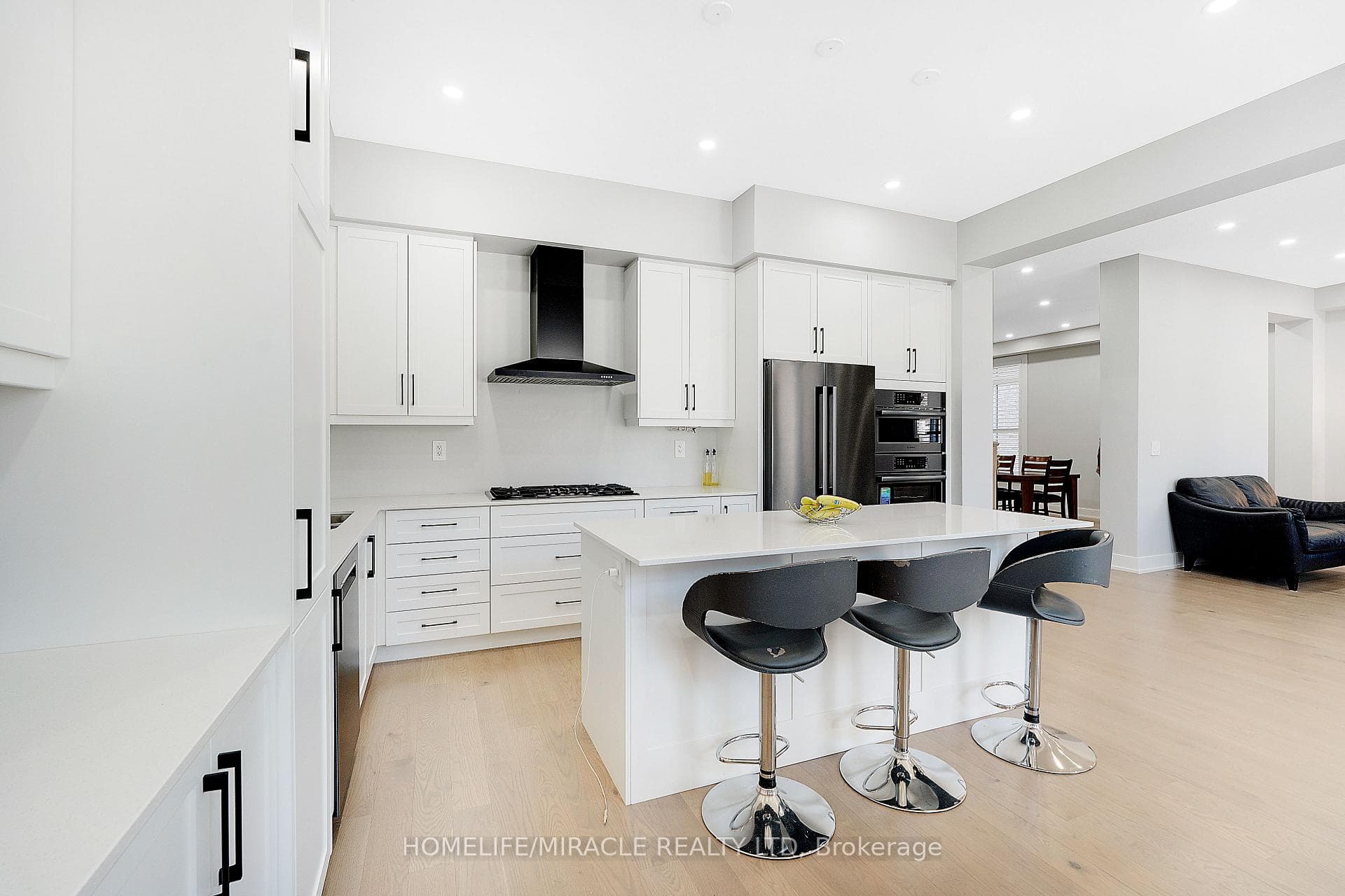 1476 Buttercup Court photo 10