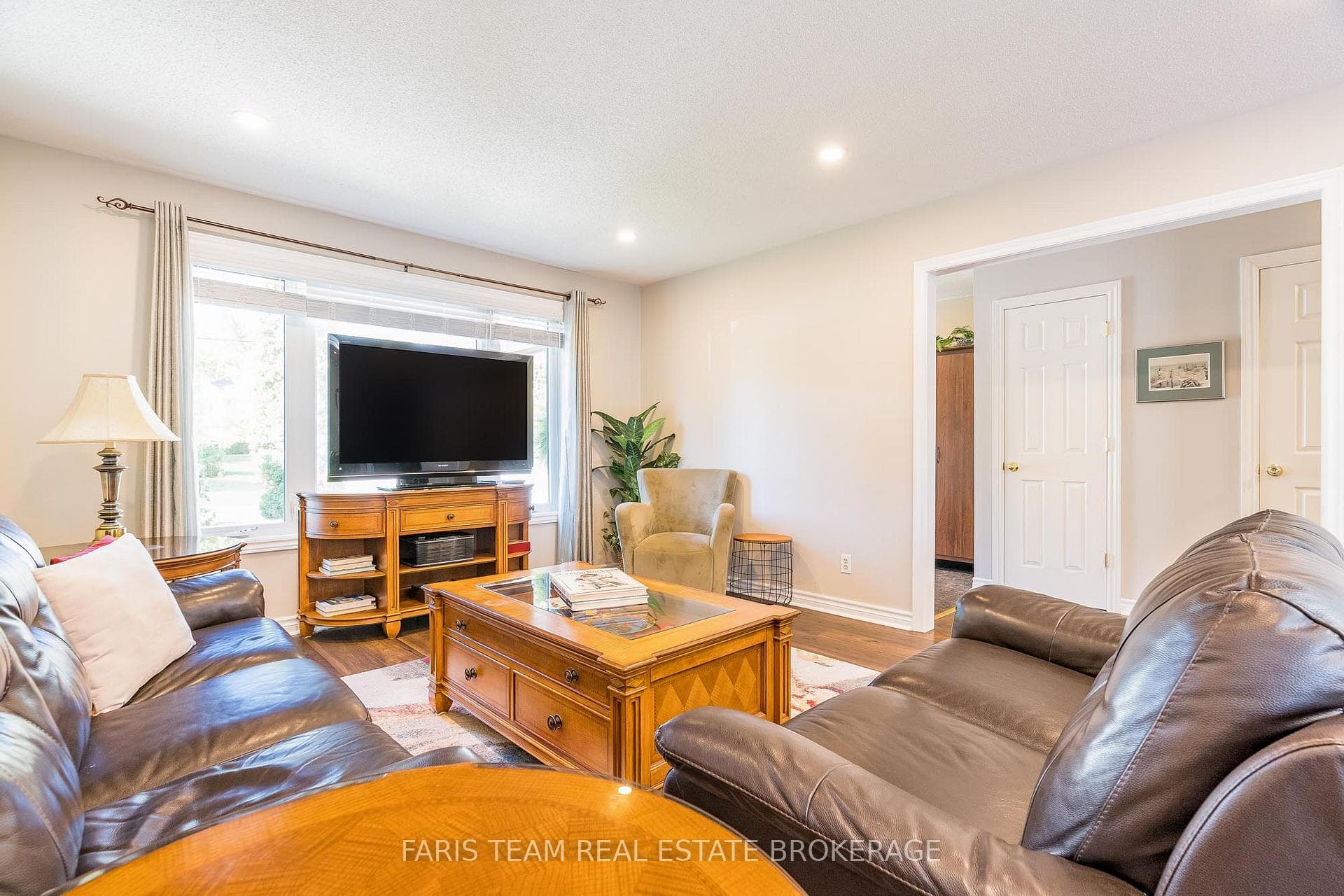325 Brewery Lane photo 14
