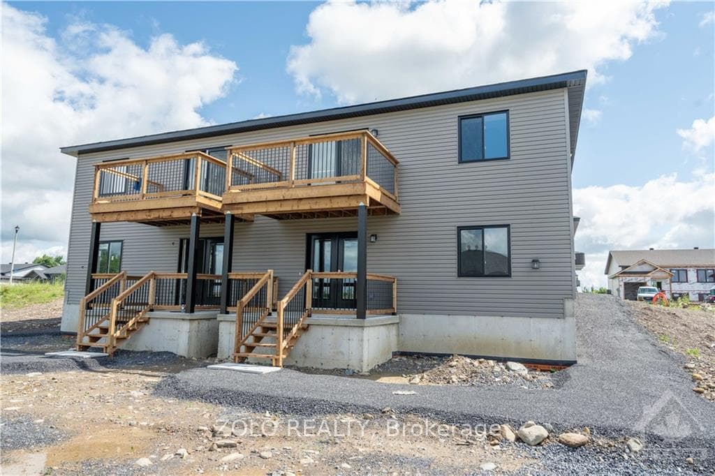 72 PORTLAND Drive photo 2
