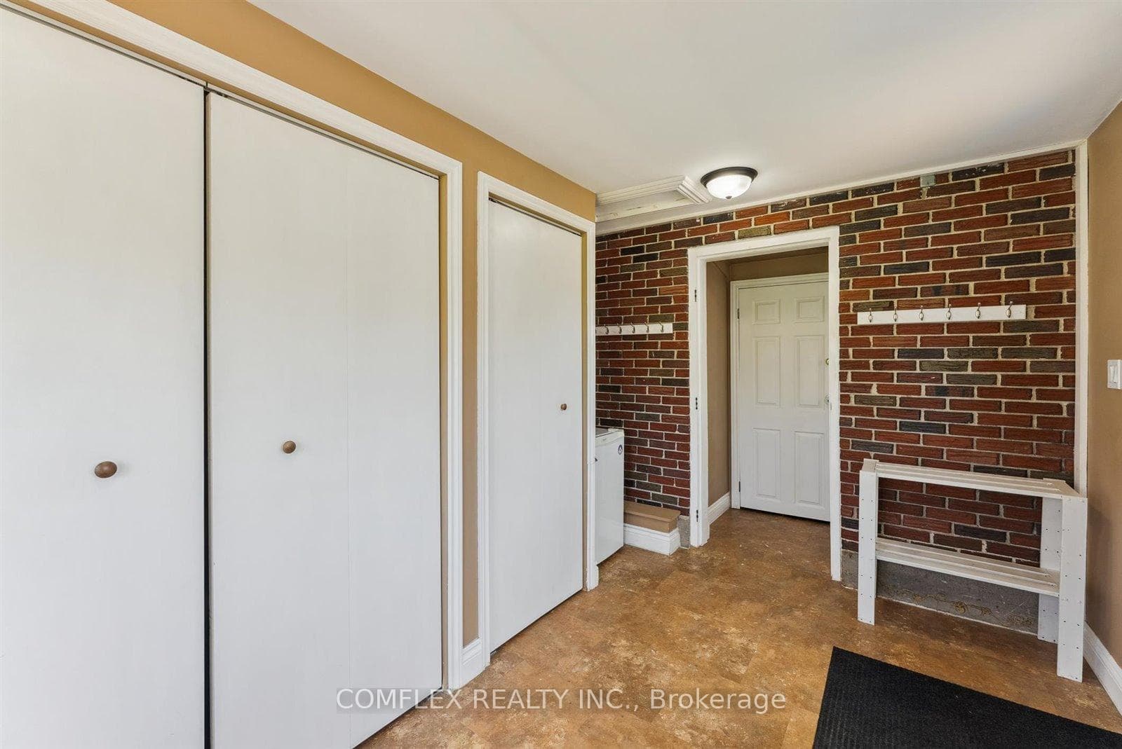 70 Valleyview Avenue photo 30